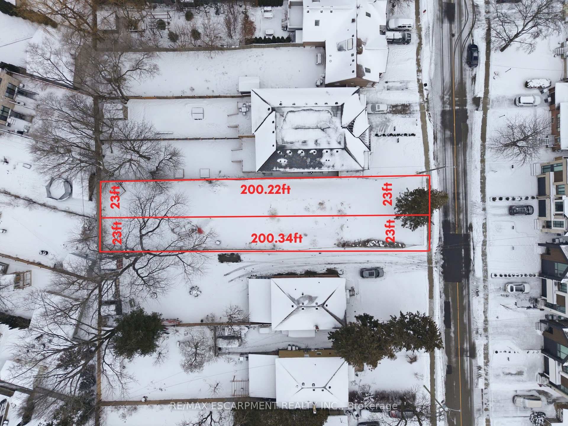 19 Broadview Avenue, Mississauga, ON L5H 2S8 - Photo 1