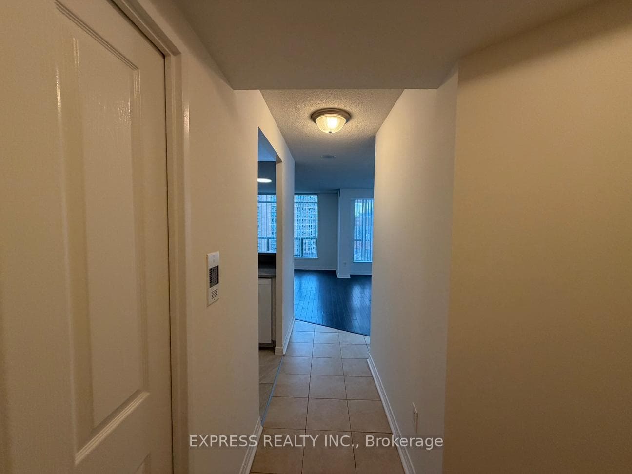 942 Yonge Street Unit 711, Annex / Yorkville / Summerhill, ON M4W 3S8 - Photo 1