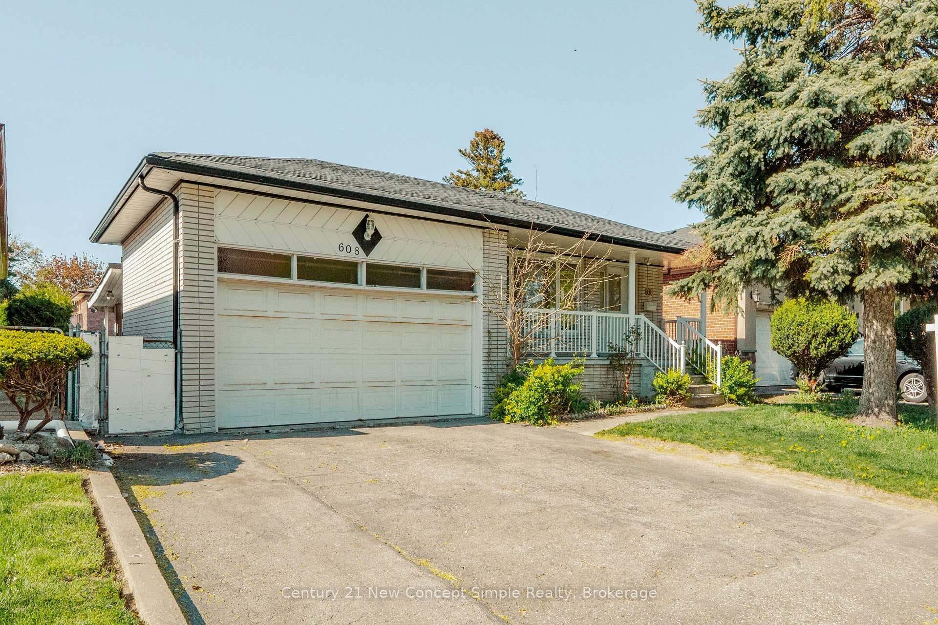 608 Van Horne Avenue, Hillcrest Village / Bayview Village, ON M2J 2V4 - Photo 1