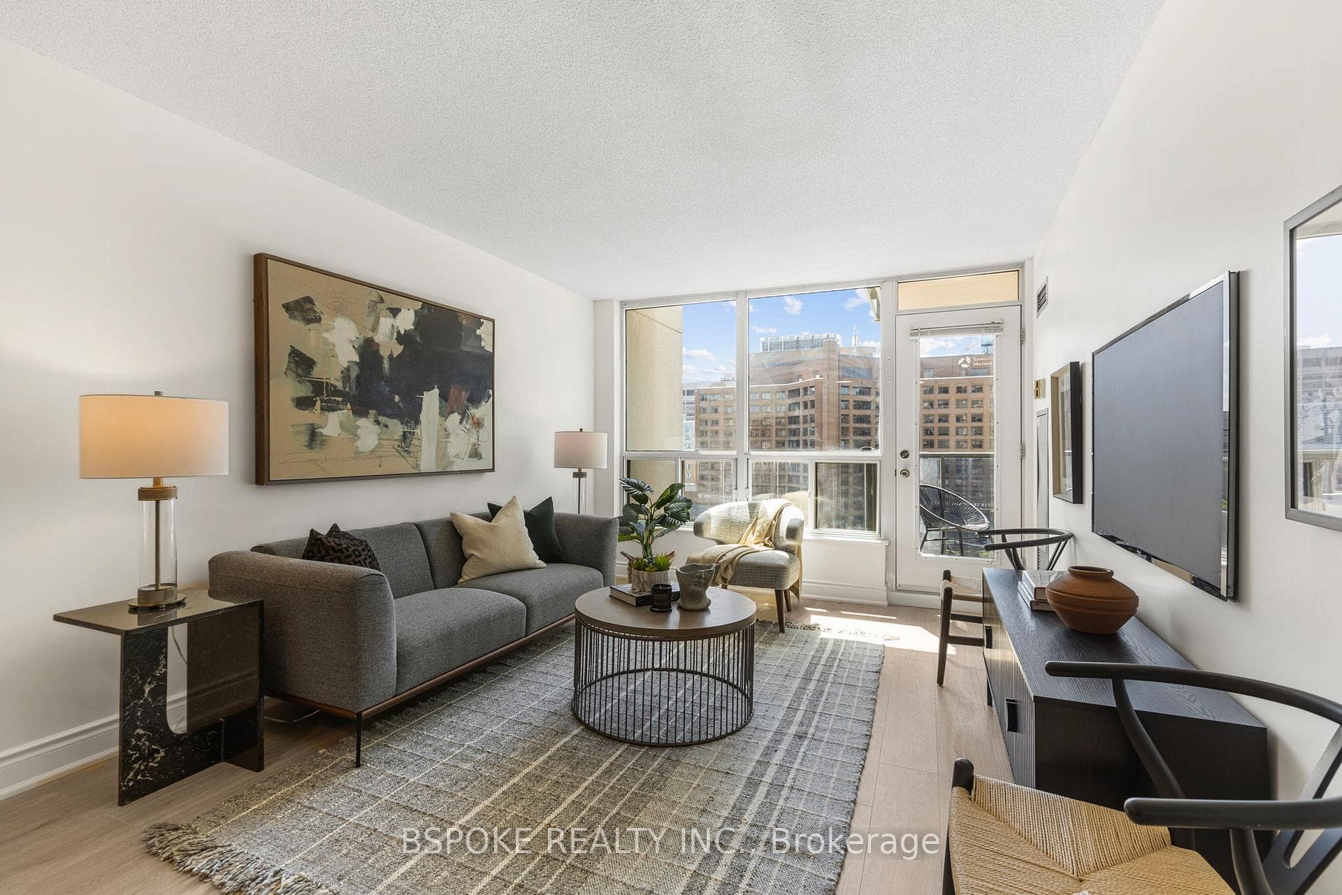 750 Bay Street Unit 1606, Downtown Toronto / Waterfront