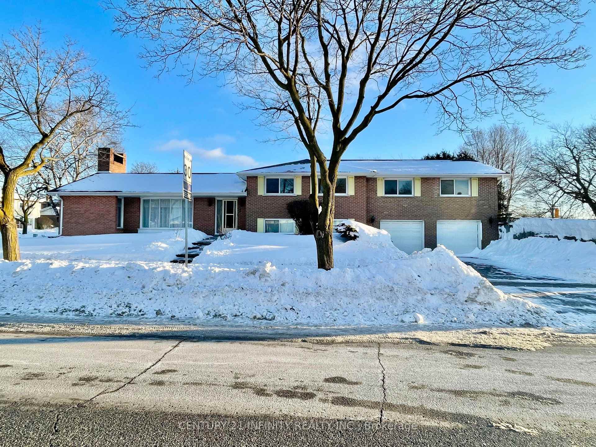 1 Goodland Gate, Agincourt / Milliken, ON M1S 1V4 - Photo 1