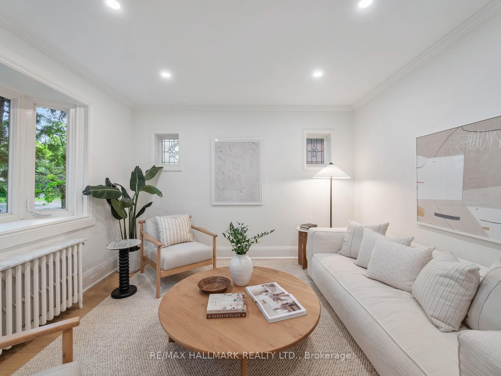 33 Mortimer Avenue, Danforth / East York, ON M4K 1Z9 - Photo 1