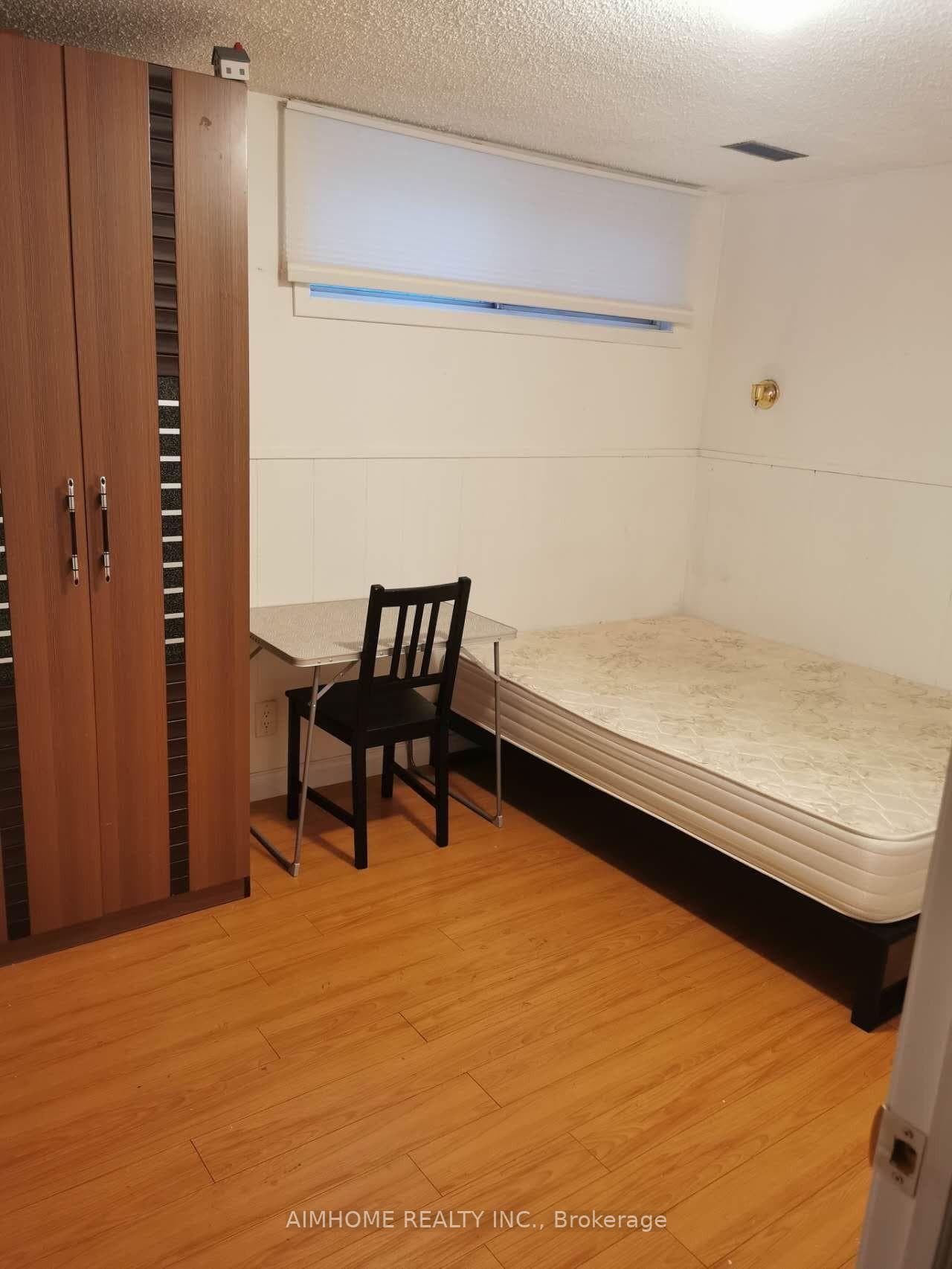 137A MARKHAM Street Unit Basement, Downtown Toronto / Waterfront, ON M6J 2G4 - Photo 1