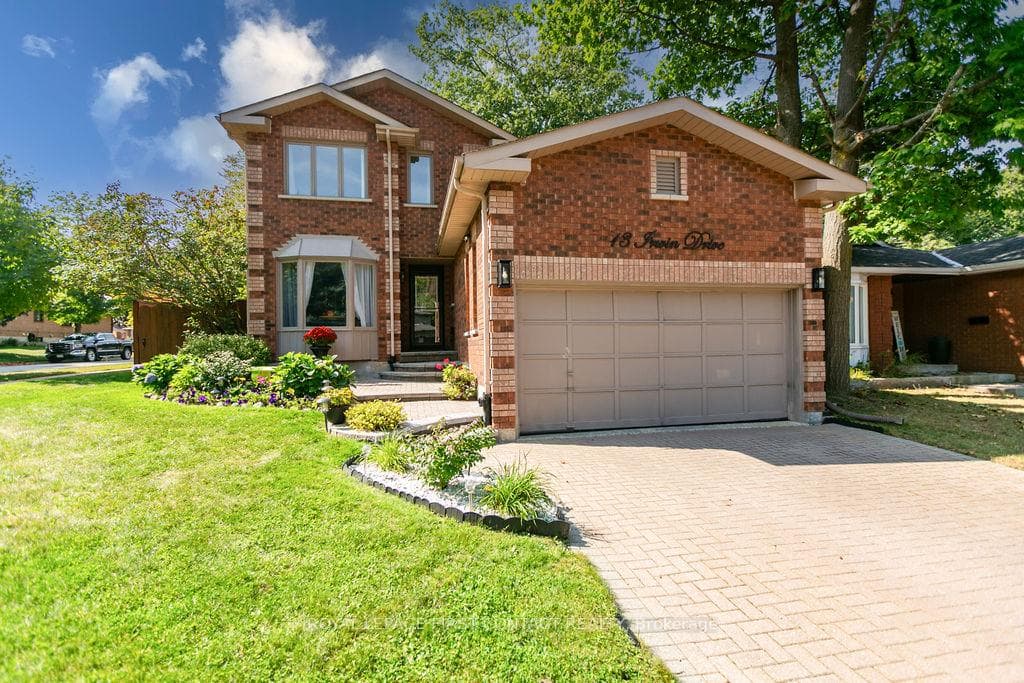 13 Irwin Drive, Barrie, ON L4N 7A6 - Photo 1