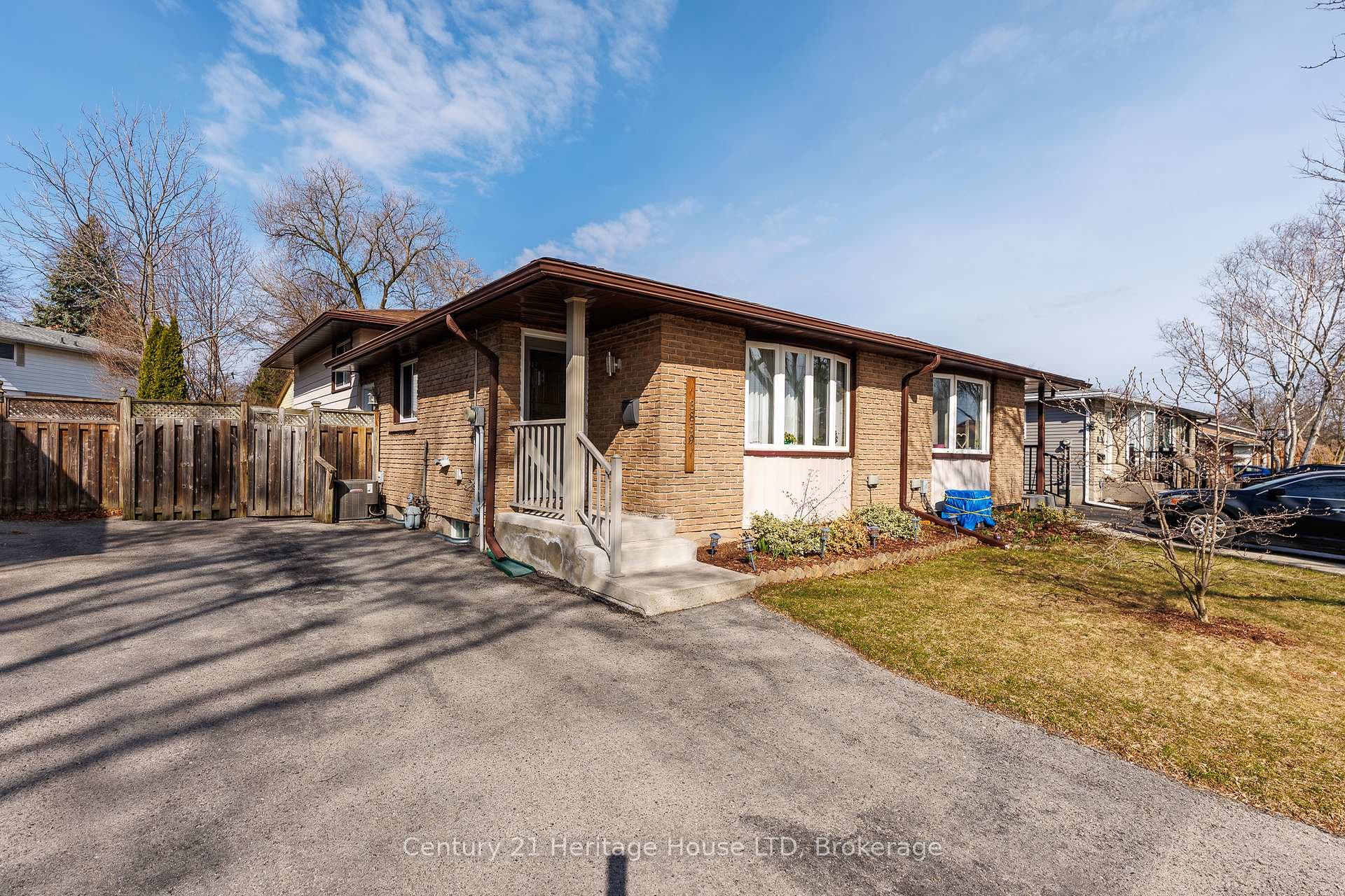 3859 Panama Court, Niagara Falls, ON L2J 3Z8 - Photo 1