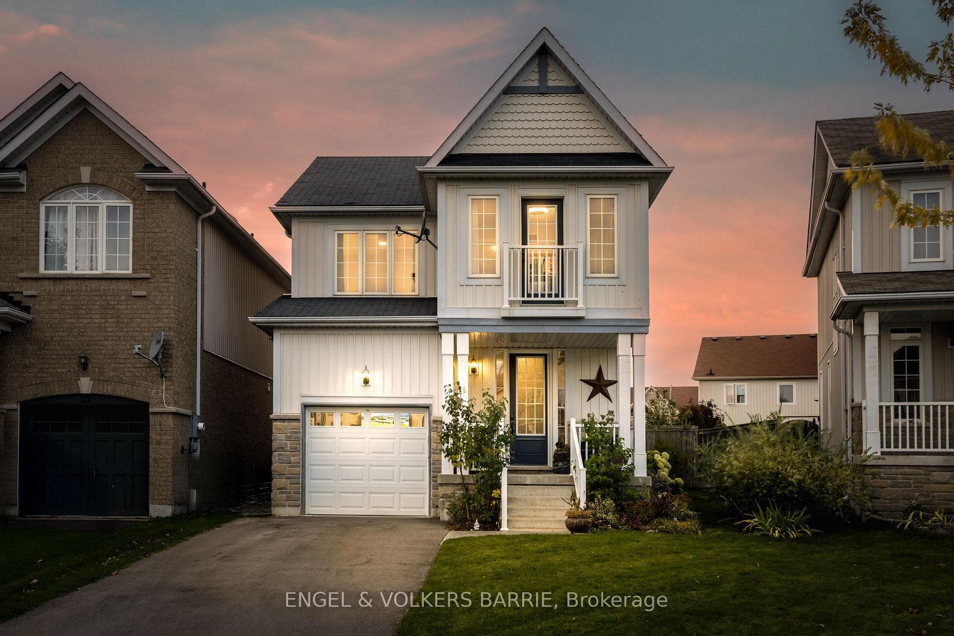 24 Legion Way, Essa, ON L3W 0M7 - Photo 1