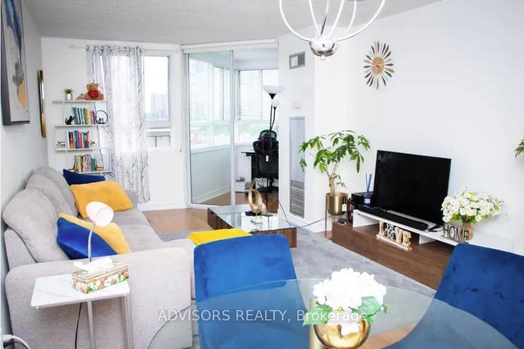 4 Park Vista Drive Unit 1212, Danforth / East York, ON M4B 3M8 - Photo 1