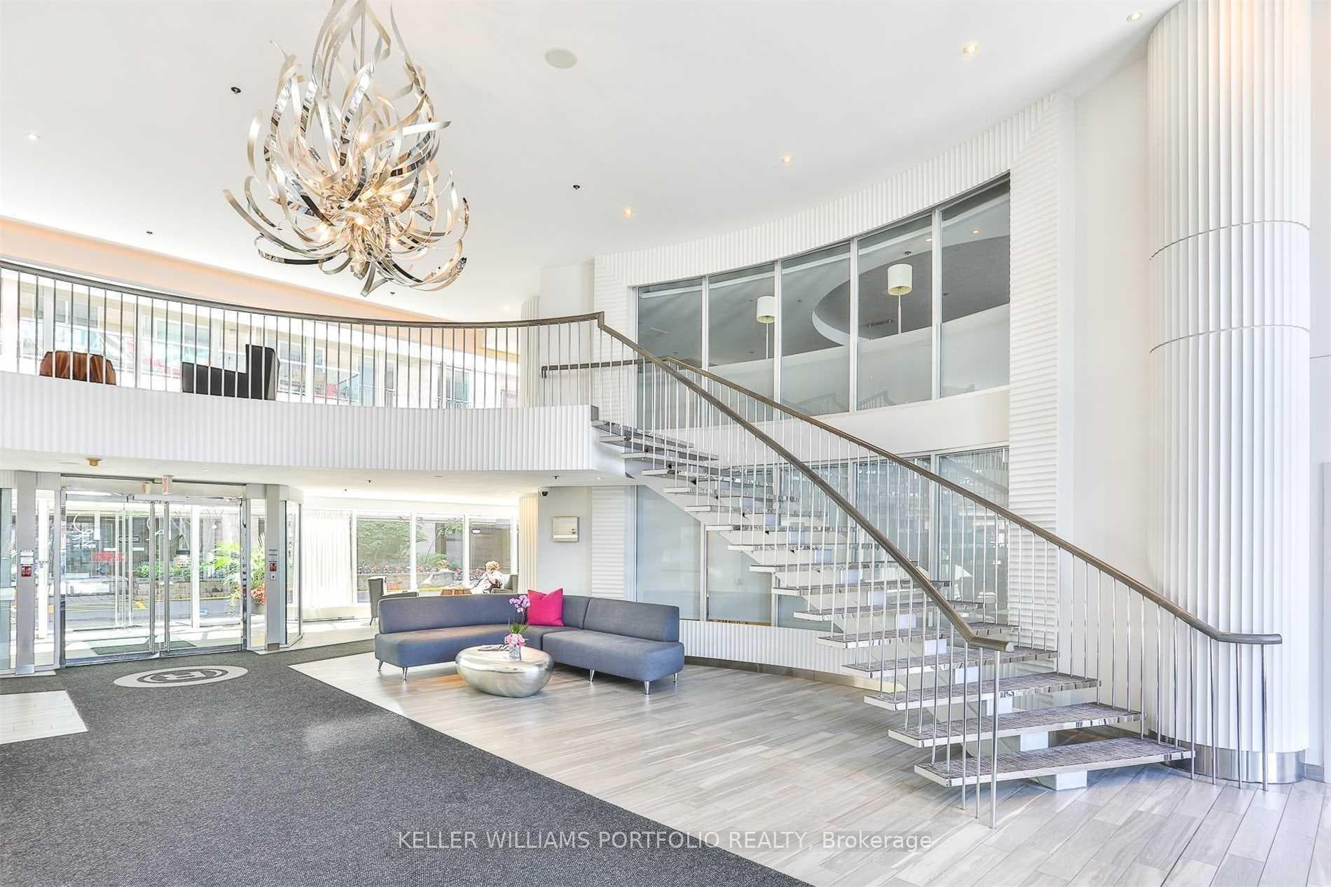 323 Richmond Street Unit 907, Regent Park / Cabbagetown / St. James Town, ON M5A 4R3 - Photo 1