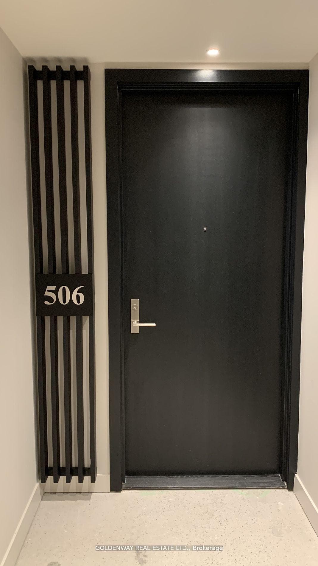 81 Wellesley Street Unit 506, Toronto C08