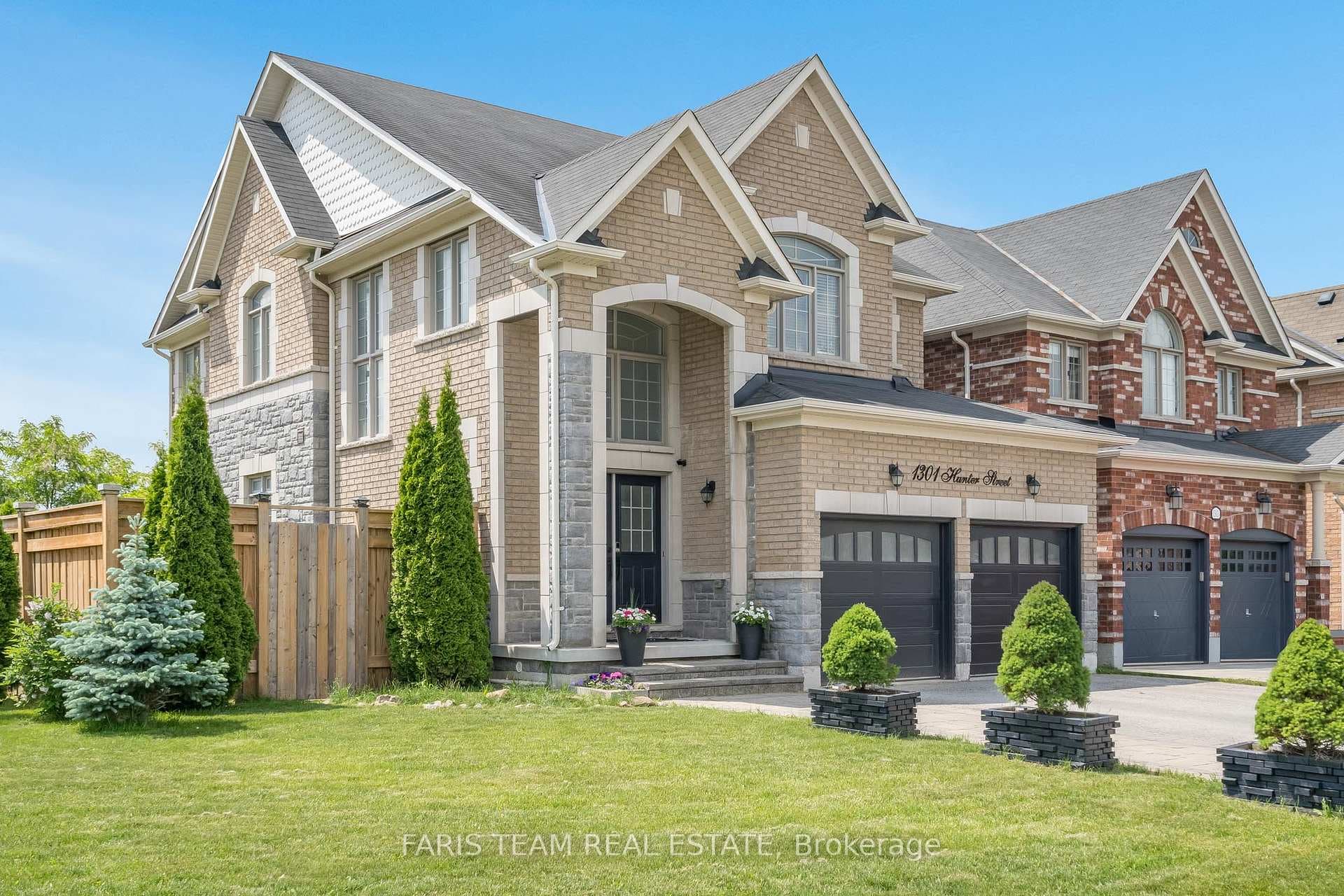 1301 Hunter Street, Innisfil