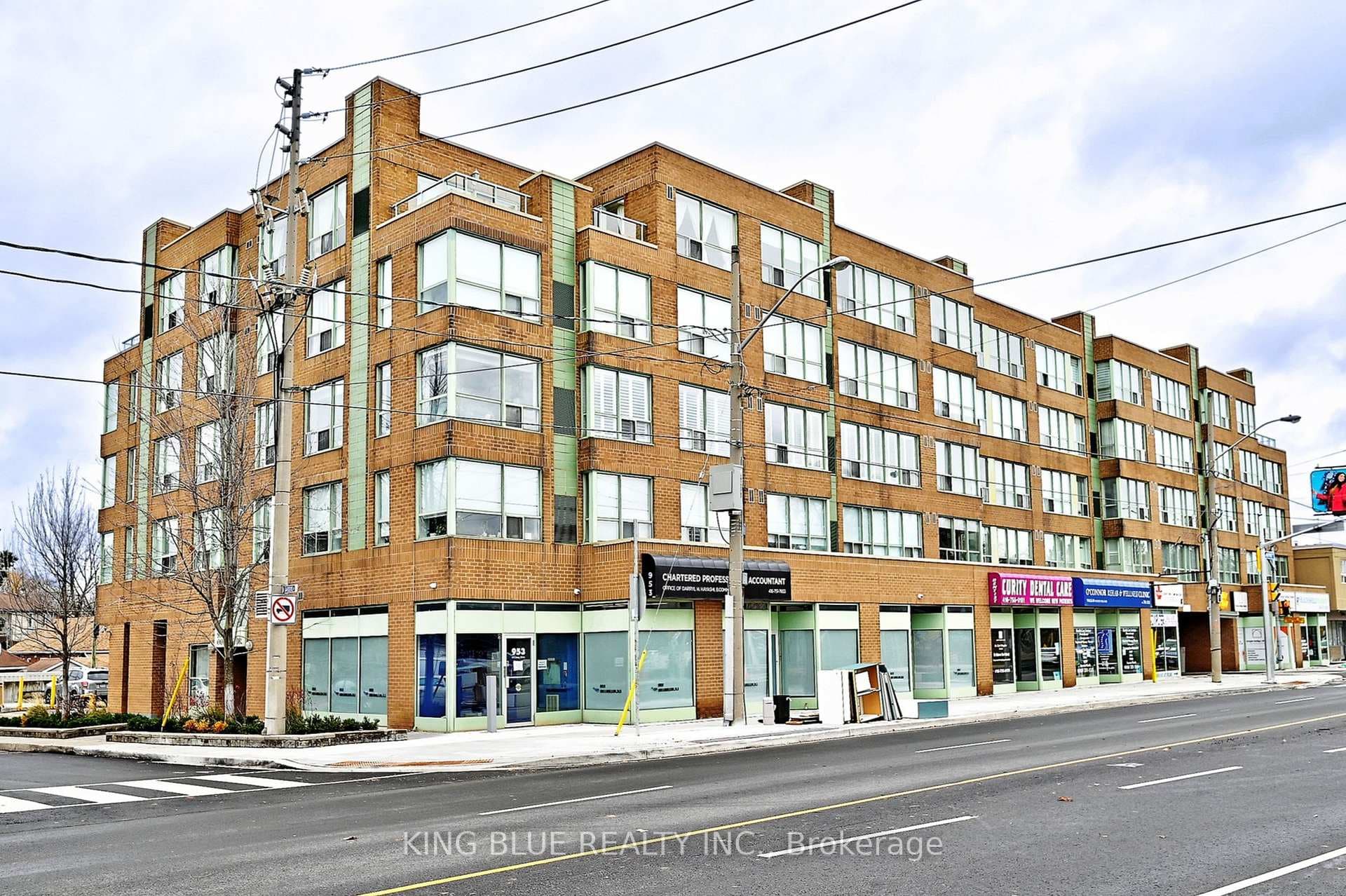 955 O'Connor Drive Unit 406, Danforth / East York, ON M4B 2S7 - Photo 1