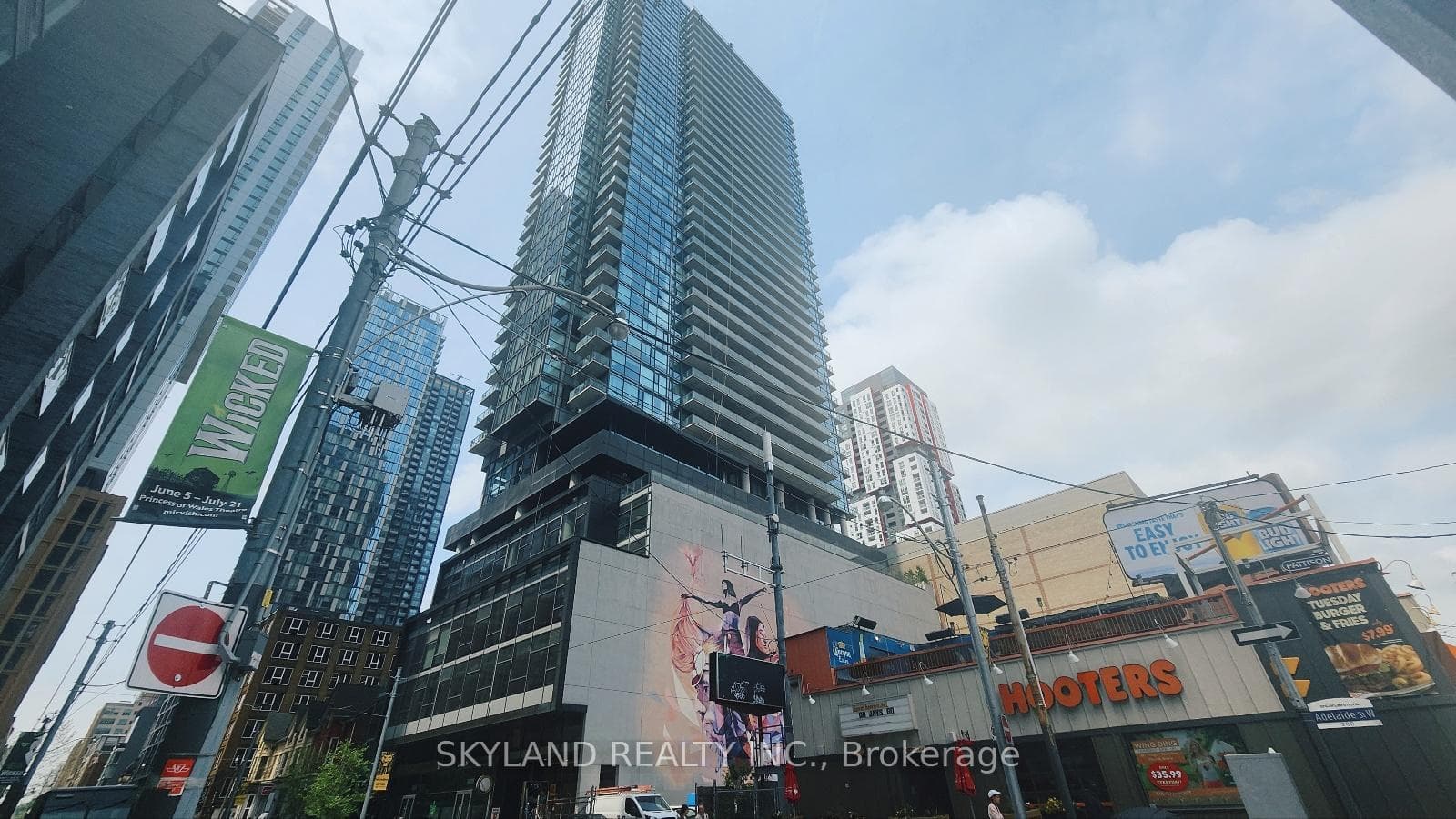 290 Adelaide Street Unit 2702, Toronto C01