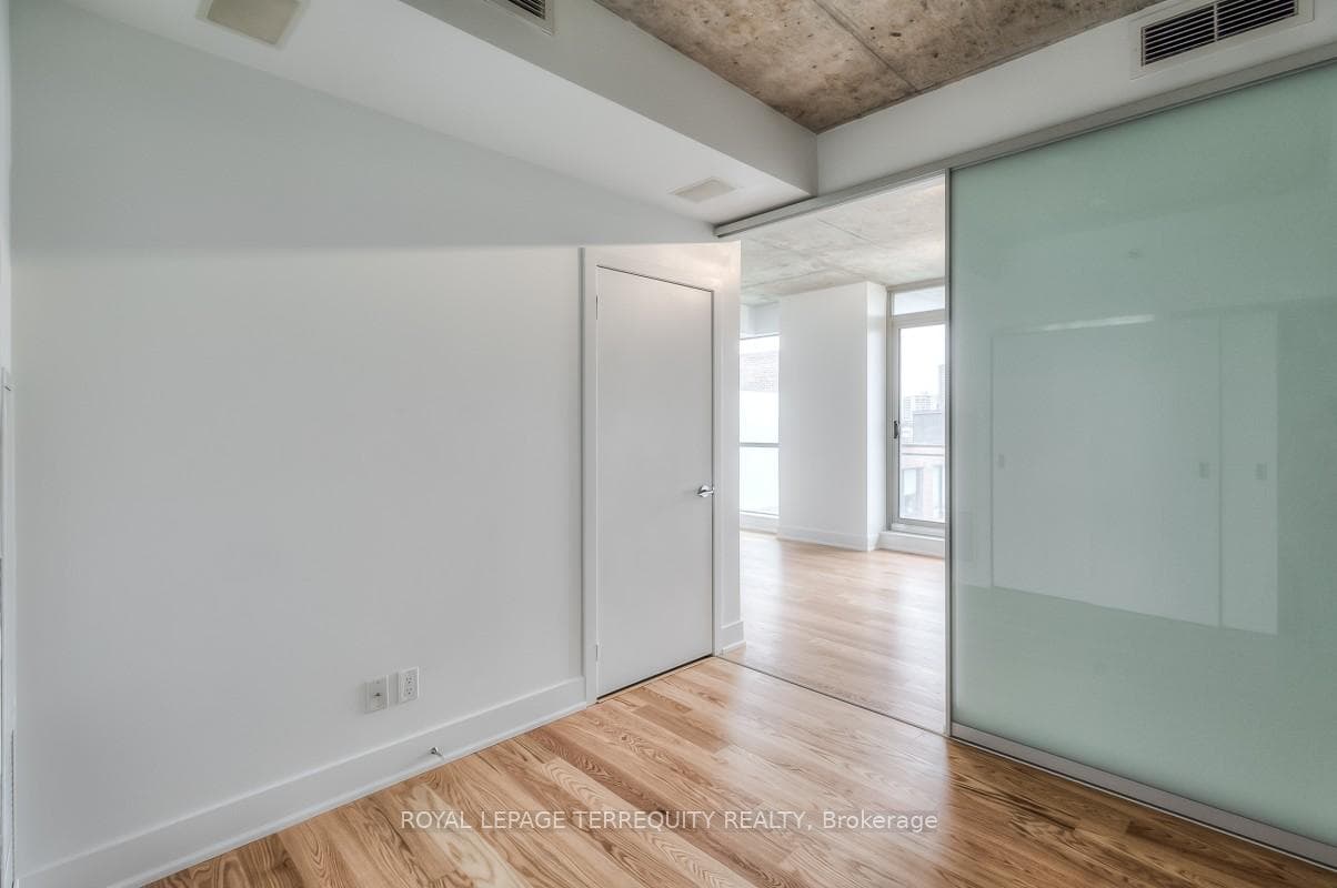 630 Queen Street Unit 703, Riverdale / Leslieville, ON M4M 1G3 - Photo 1