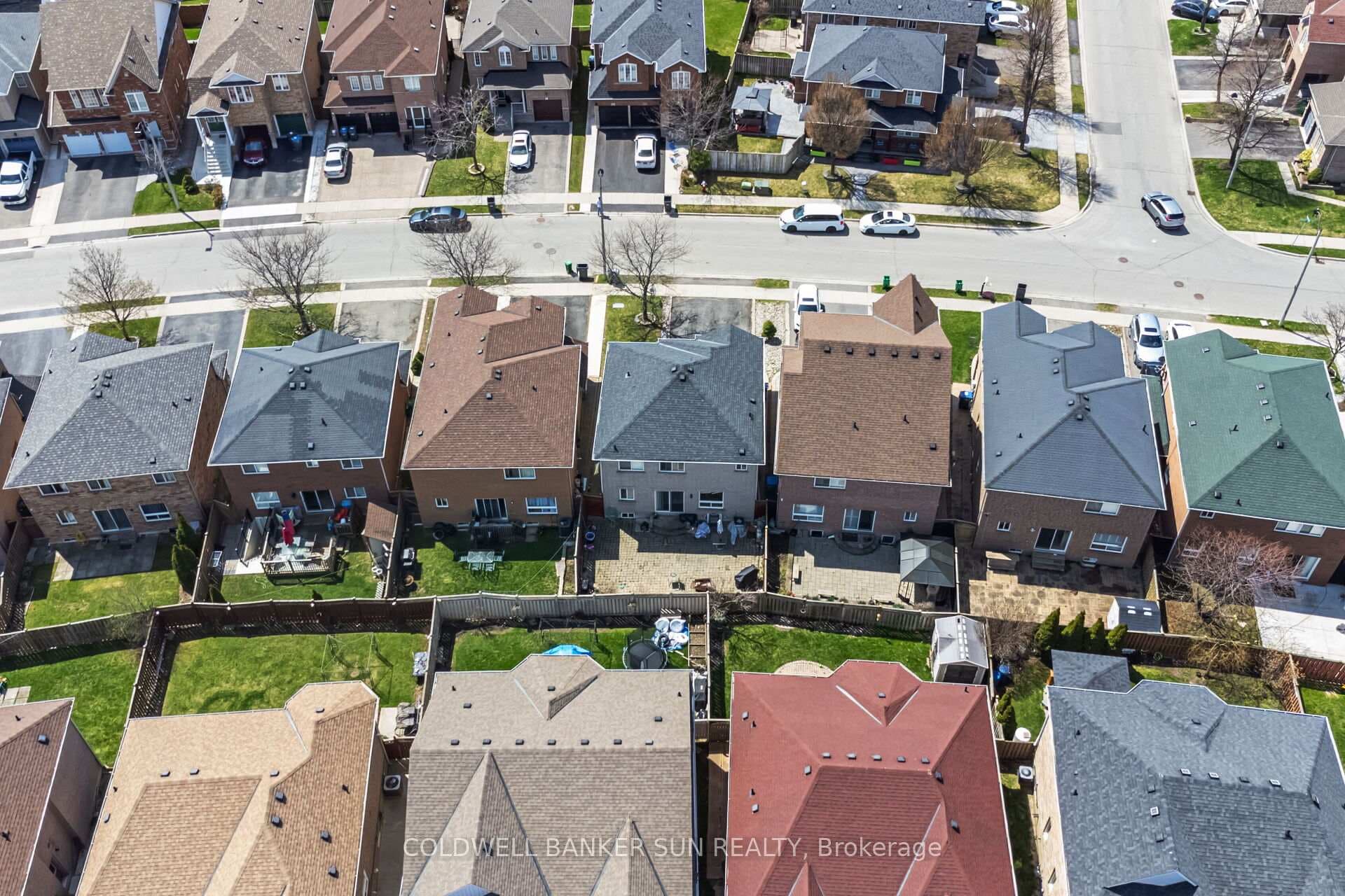 21 Sunnyview Road, Brampton