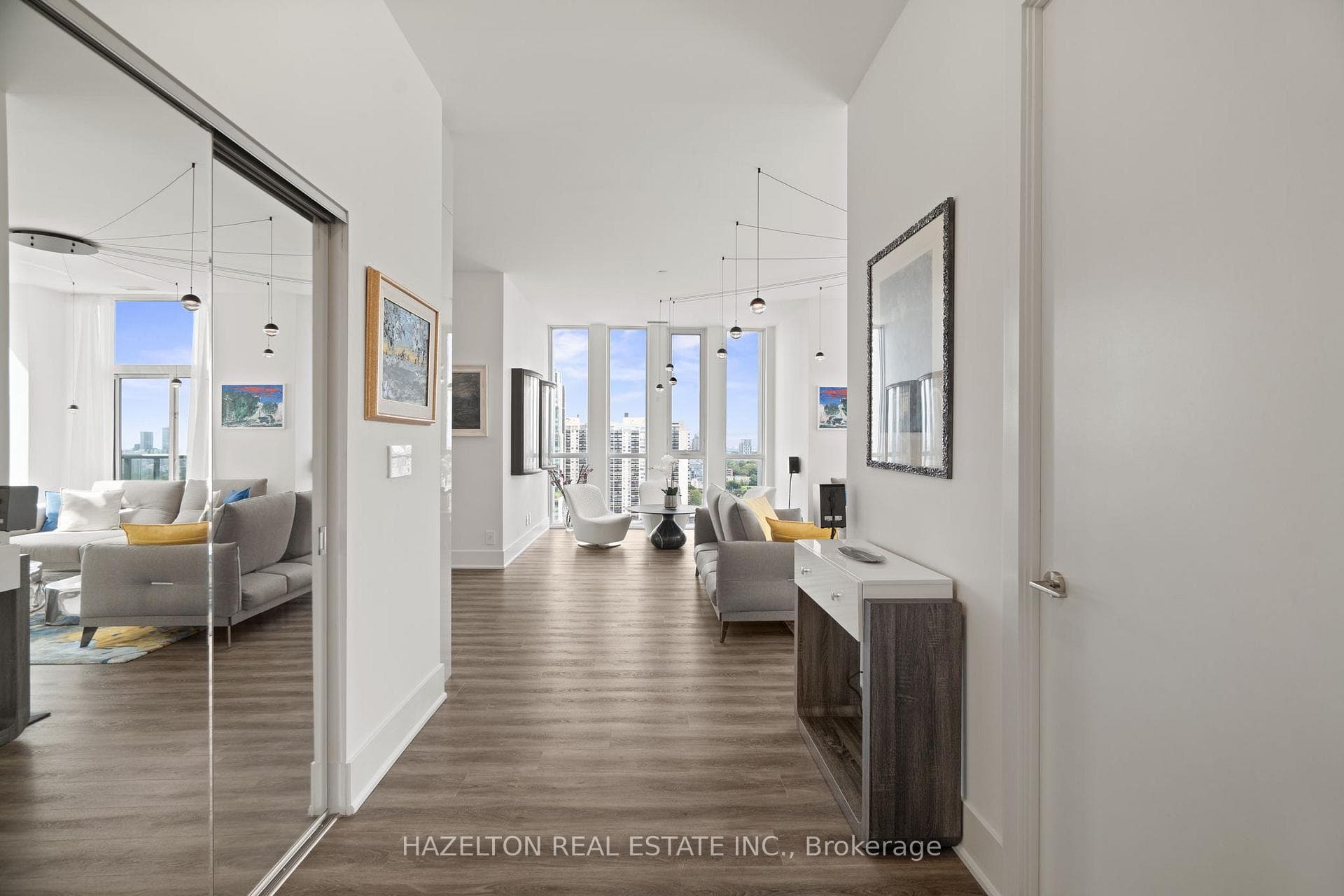 1486 Bathurst Street Unit 1802, Forest Hill / Deer Park, ON M5P 3G9 - Photo 1