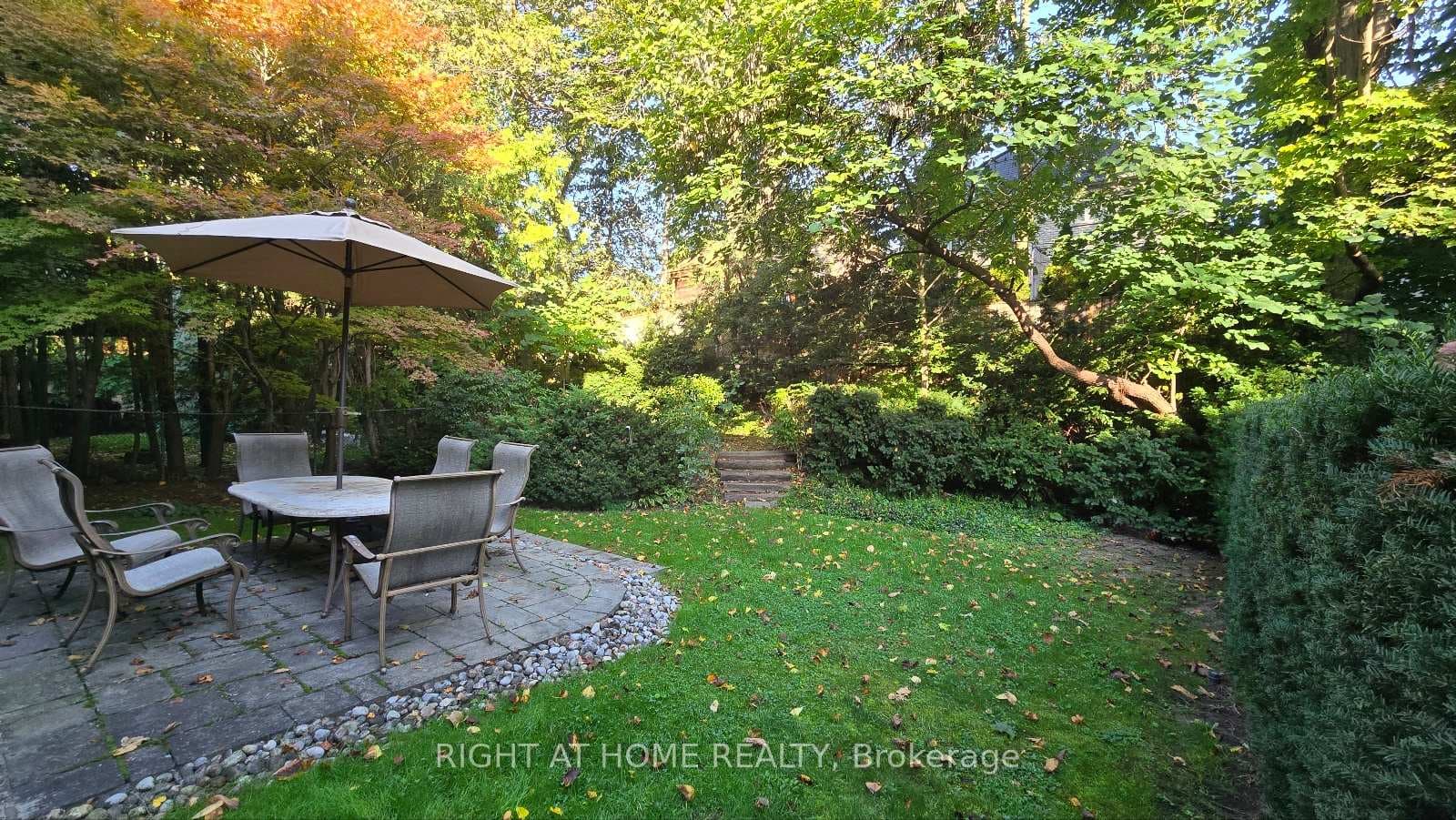 236 York Mills Road, Bridle Path / York Mills / Hoggs Hollow, ON M2L 1L1 - Photo 1