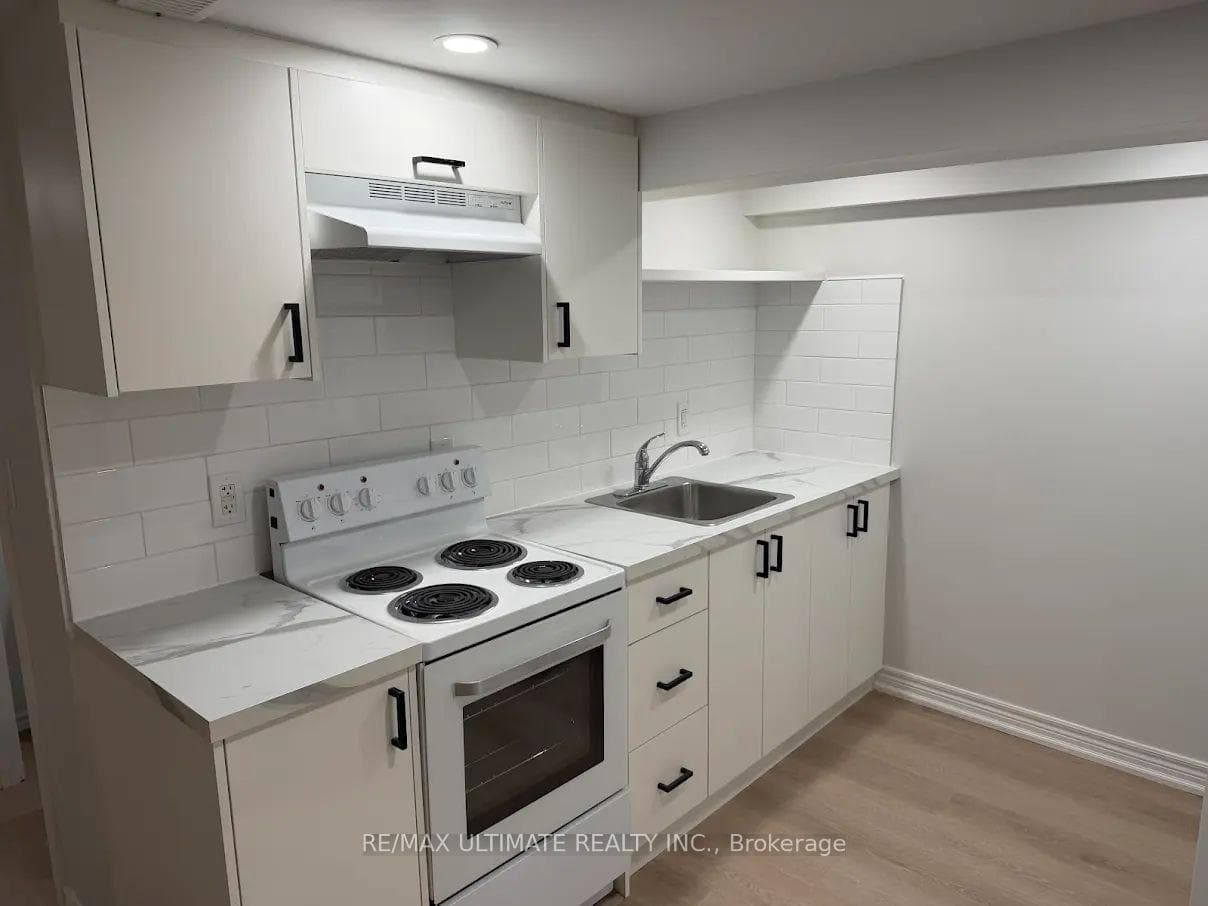 71 Claybrooke Street Unit Basement, York / Weston, ON M6M 3P8 - Photo 1