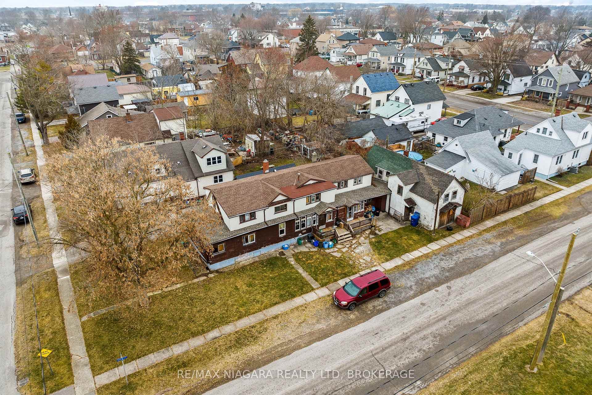 48 Johnston Street, Port Colborne, ON L3K 1G6 - Photo 1