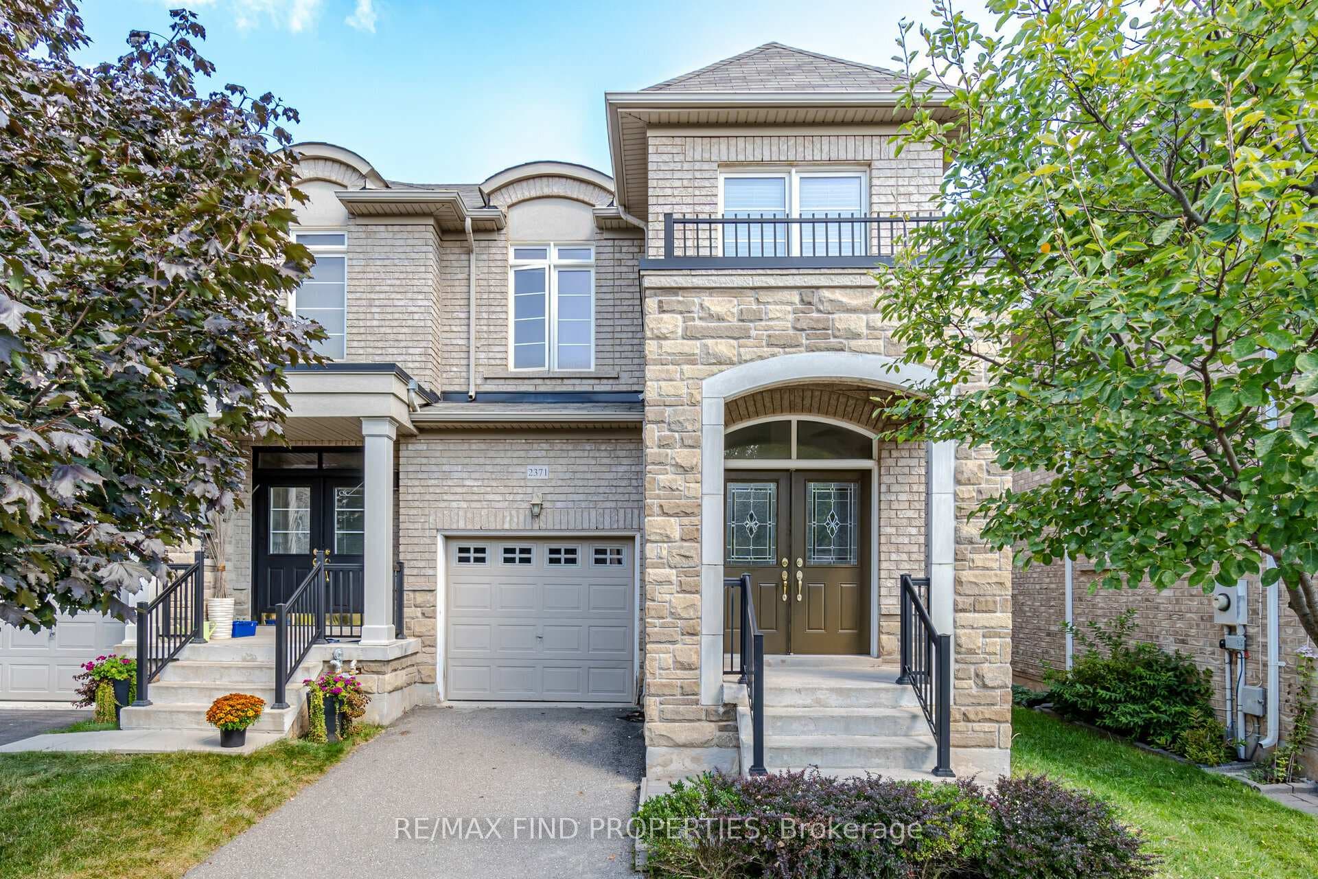2371 Baronwood Drive, Oakville