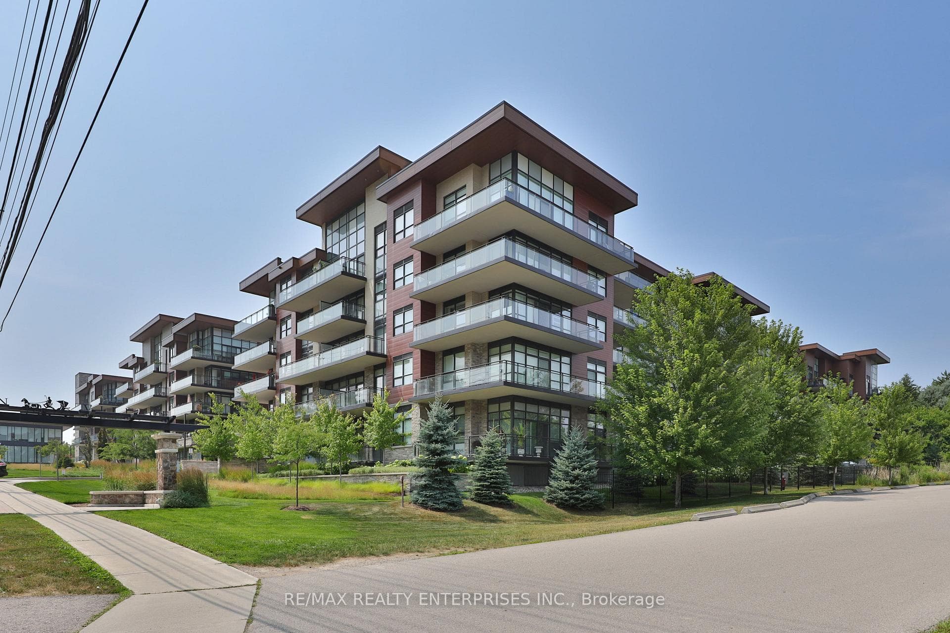 1575 Lakeshore Road Unit GR17, Mississauga, ON L5J 0B1 - Photo 1