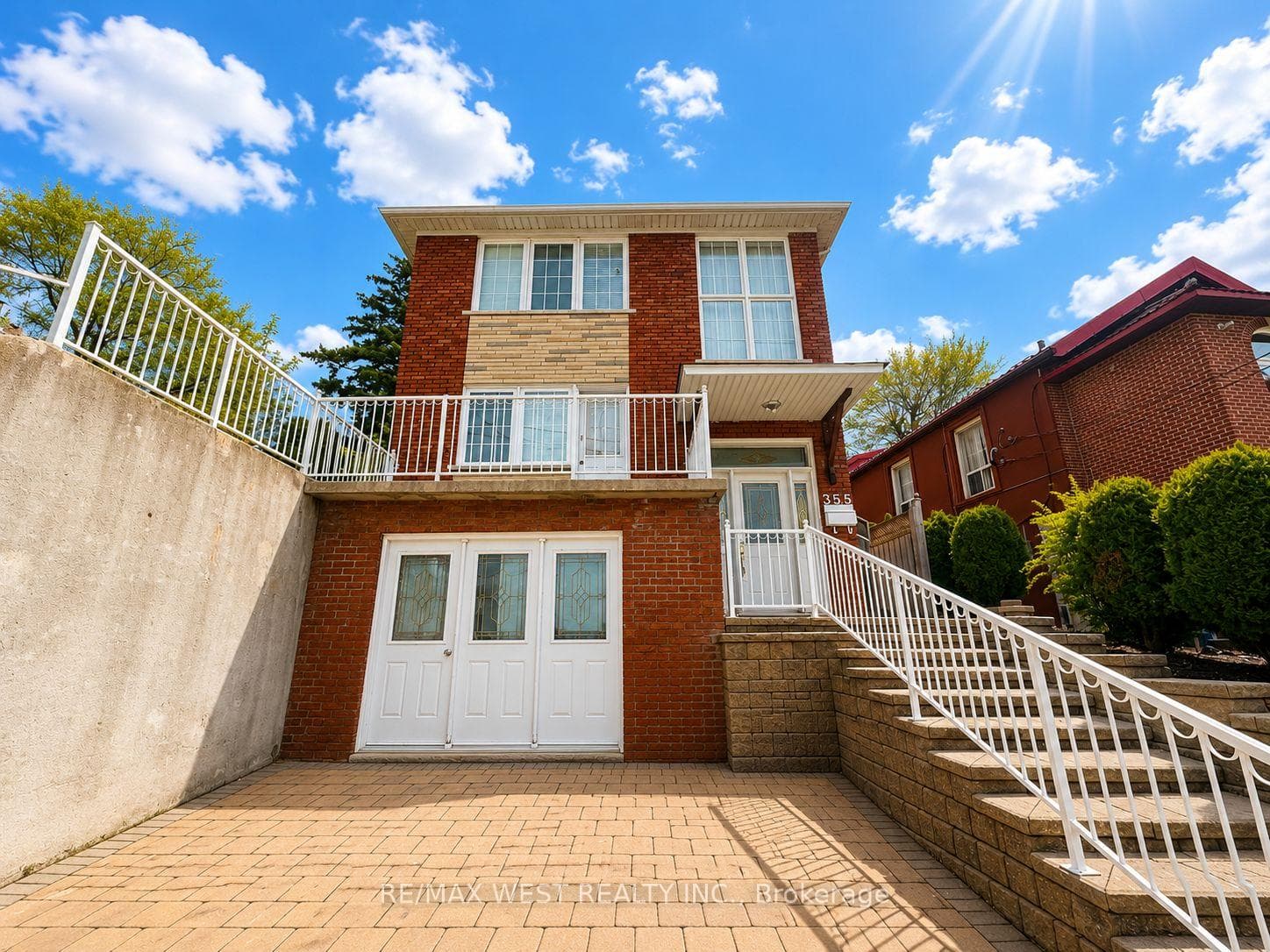 355 Silverthorn Avenue Unit Basement, Keelesdale / Eglinton West, ON M6M 3G7 - Photo 1