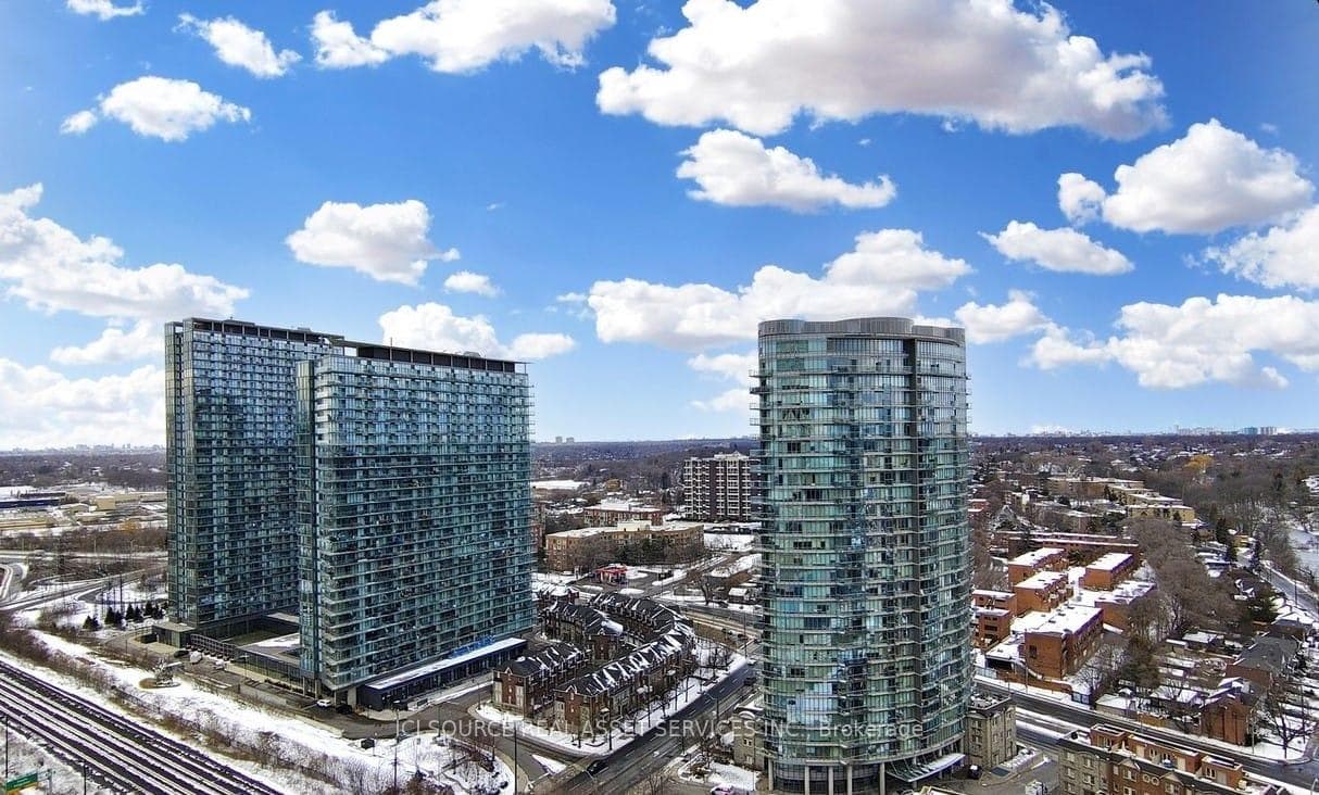 1926 Lake Shore Boulevard Unit 2715, High Park / Junction / Roncesvalles, ON M6S 1A1 - Photo 1