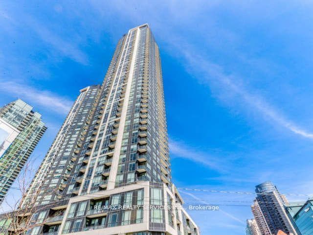 4011 Brickstone Mews Unit 307, Mississauga, ON L5B 0G3 - Photo 1