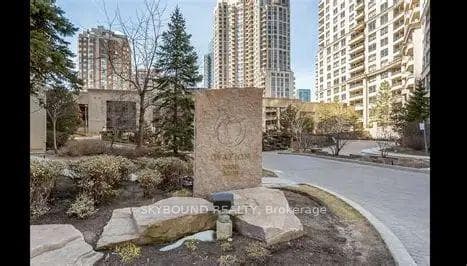 3888 Duke of York Boulevard Unit 931, Mississauga, ON L5B 4P5 - Photo 1