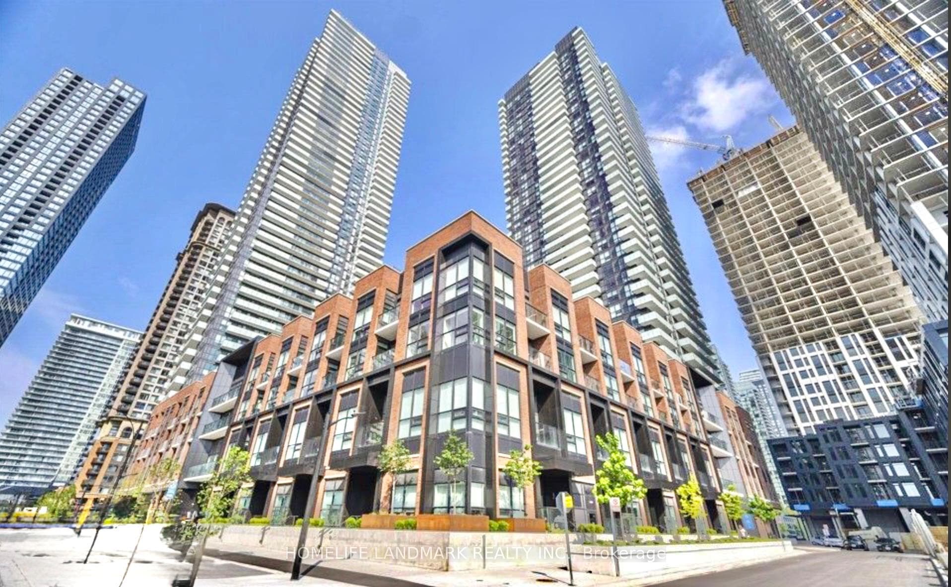 4130 Parkside Village Drive Unit 2210 RM, Mississauga, ON L5B 3M8 - Photo 1