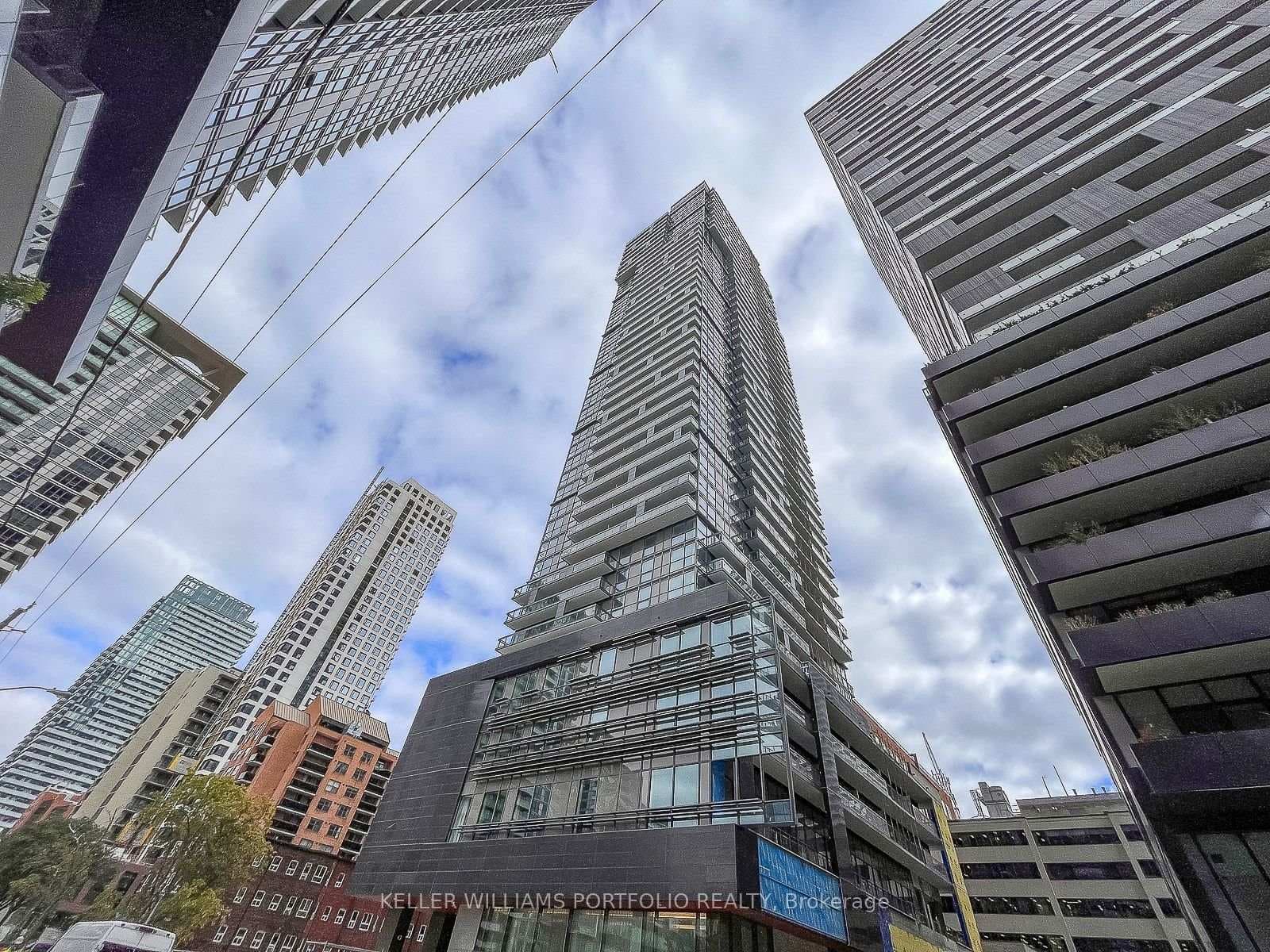39 Roehampton Avenue Unit 506, Leaside / Davisville, ON M4P 0G1 - Photo 1