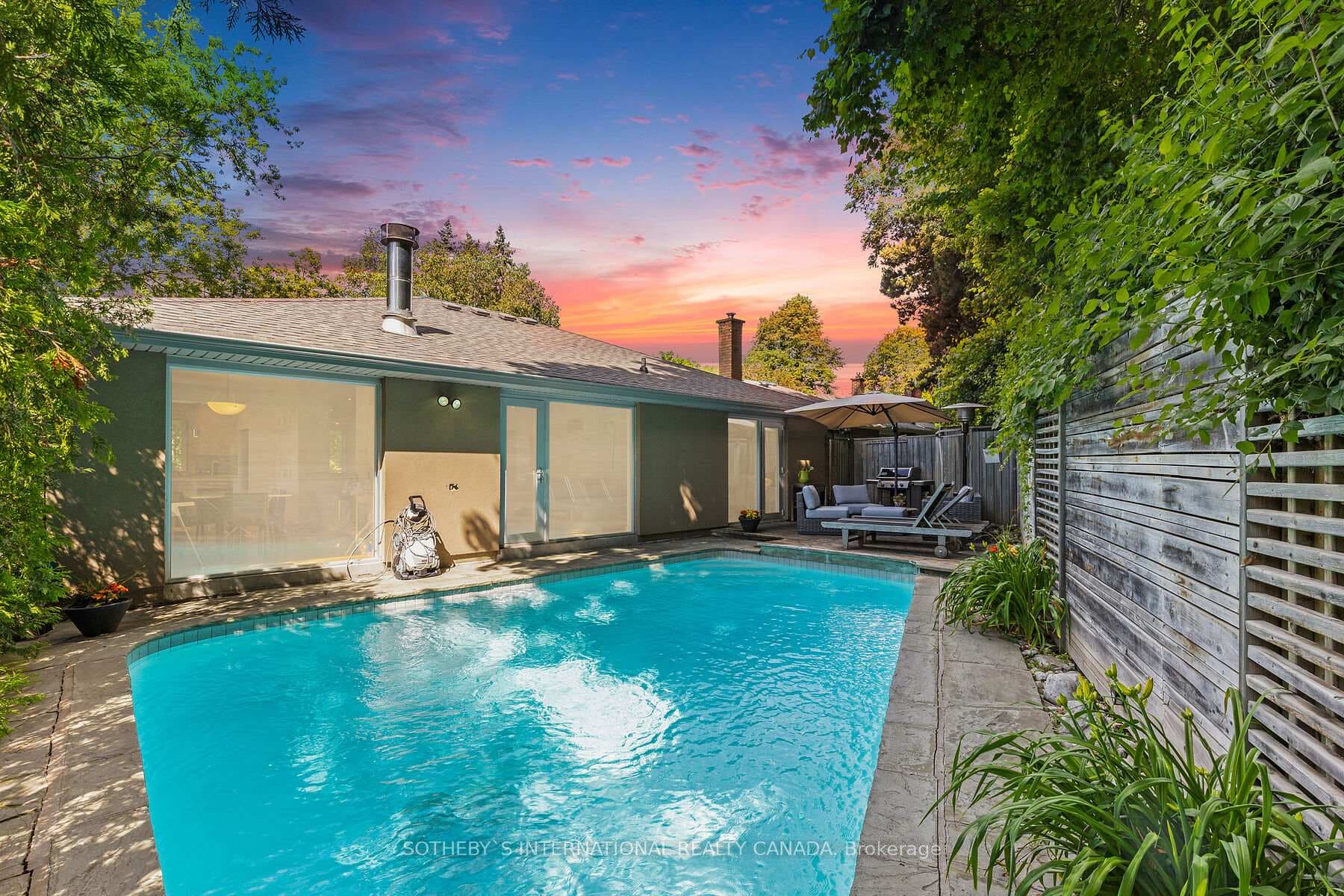 Heated Salt Water Pool