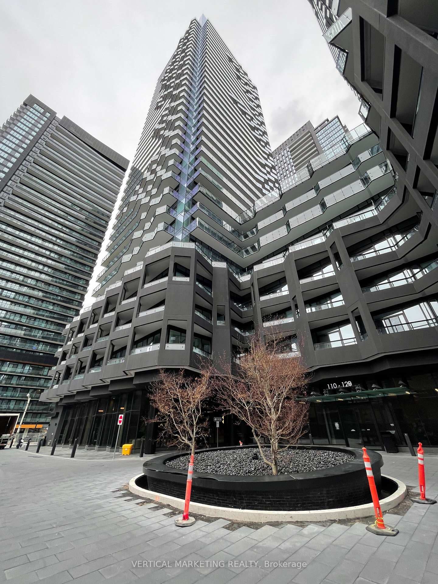 110 Broadway Avenue Unit LPH01, Toronto C10