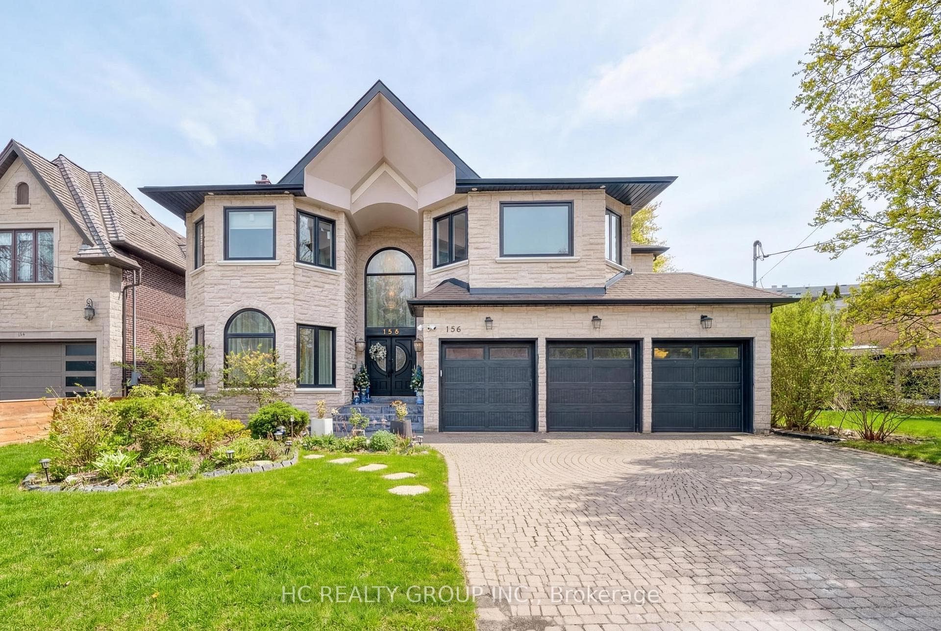 156 Burbank Drive, Hillcrest Village / Bayview Village, ON M2K 1P1 - Photo 1