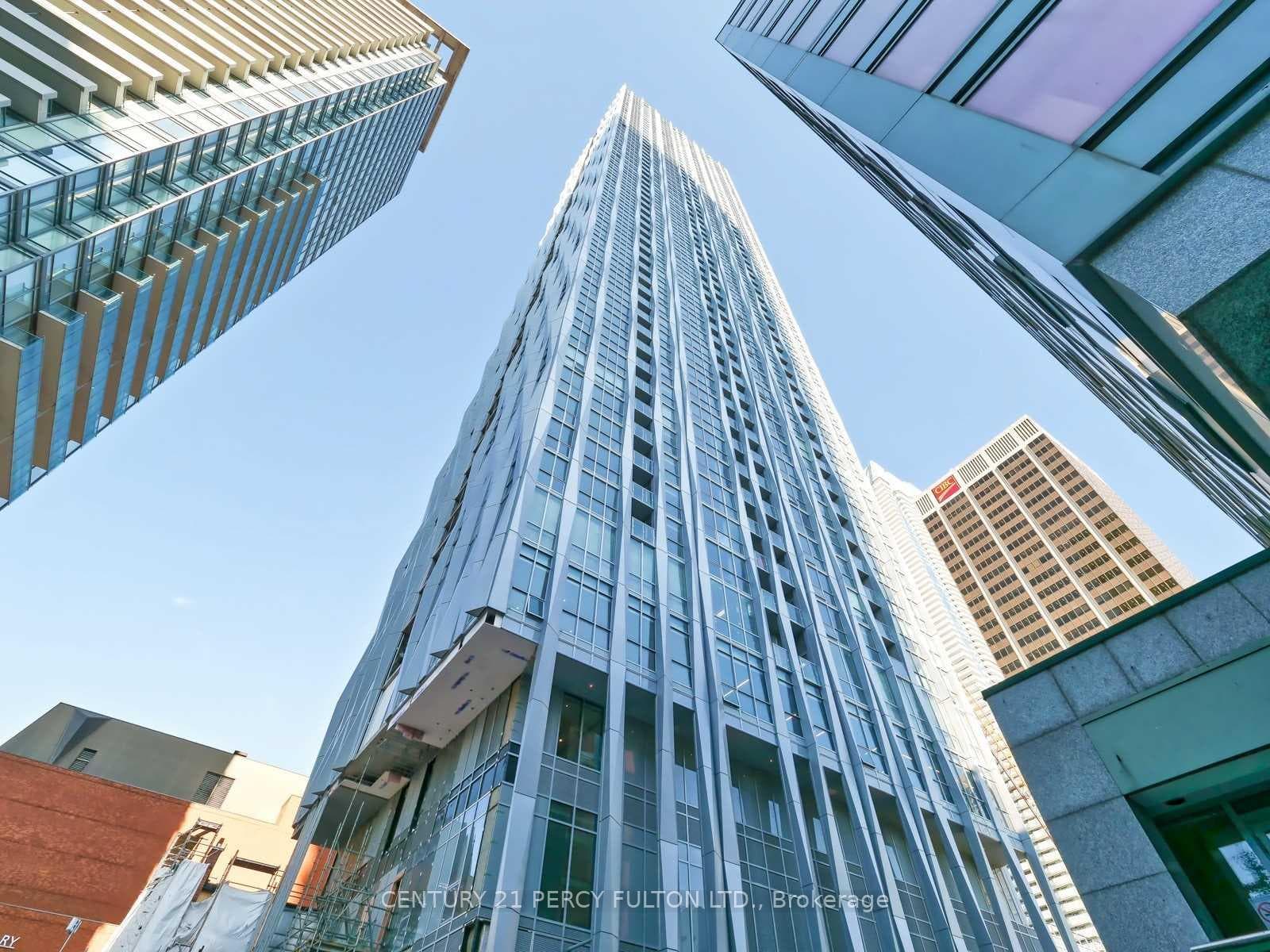 1 Yorkville Avenue Unit 2507, Annex / Yorkville / Summerhill, ON M4W 1L1 - Photo 1
