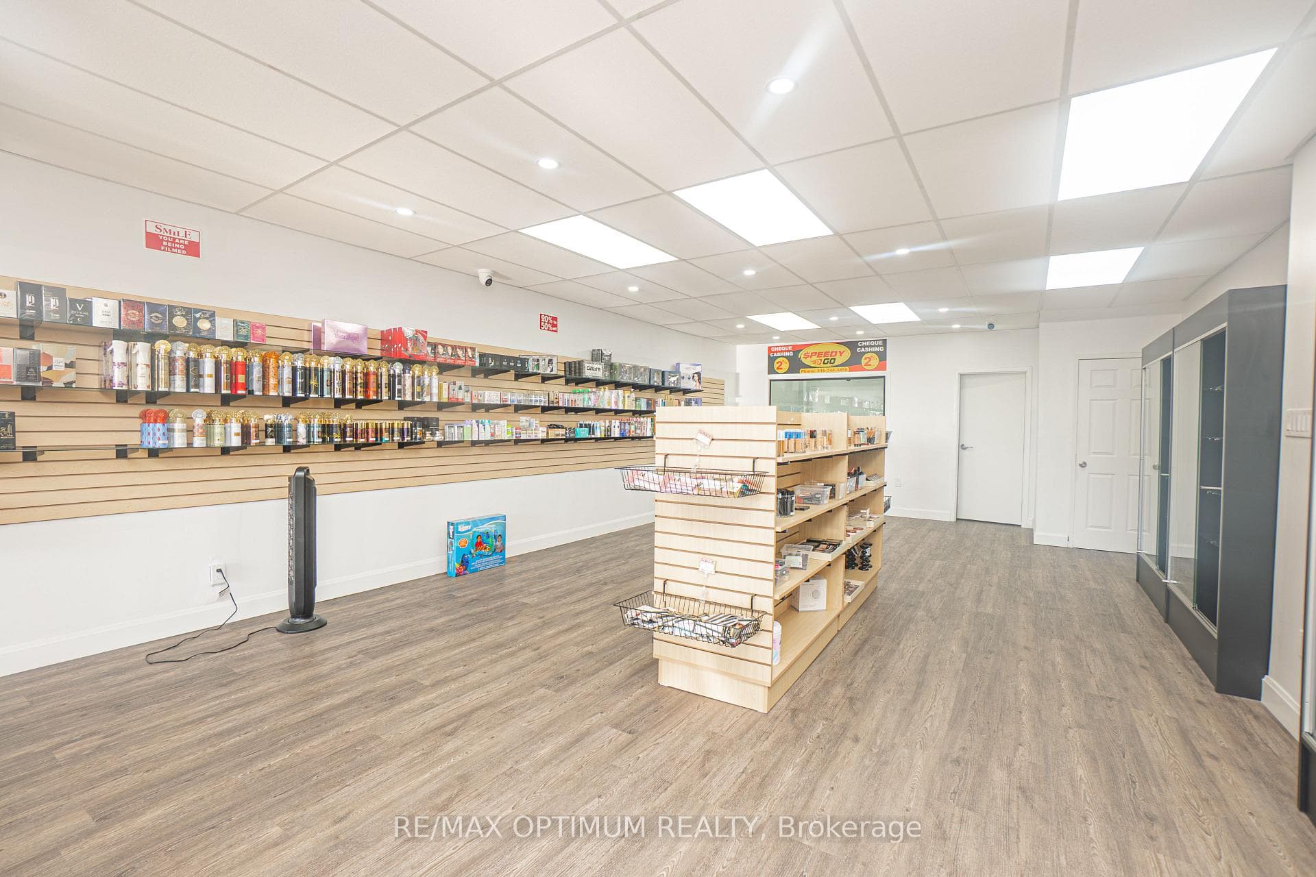 2639 Islington Avenue, Etobicoke (West Mall / Rexdale), ON M9V 2X4 - Photo 1