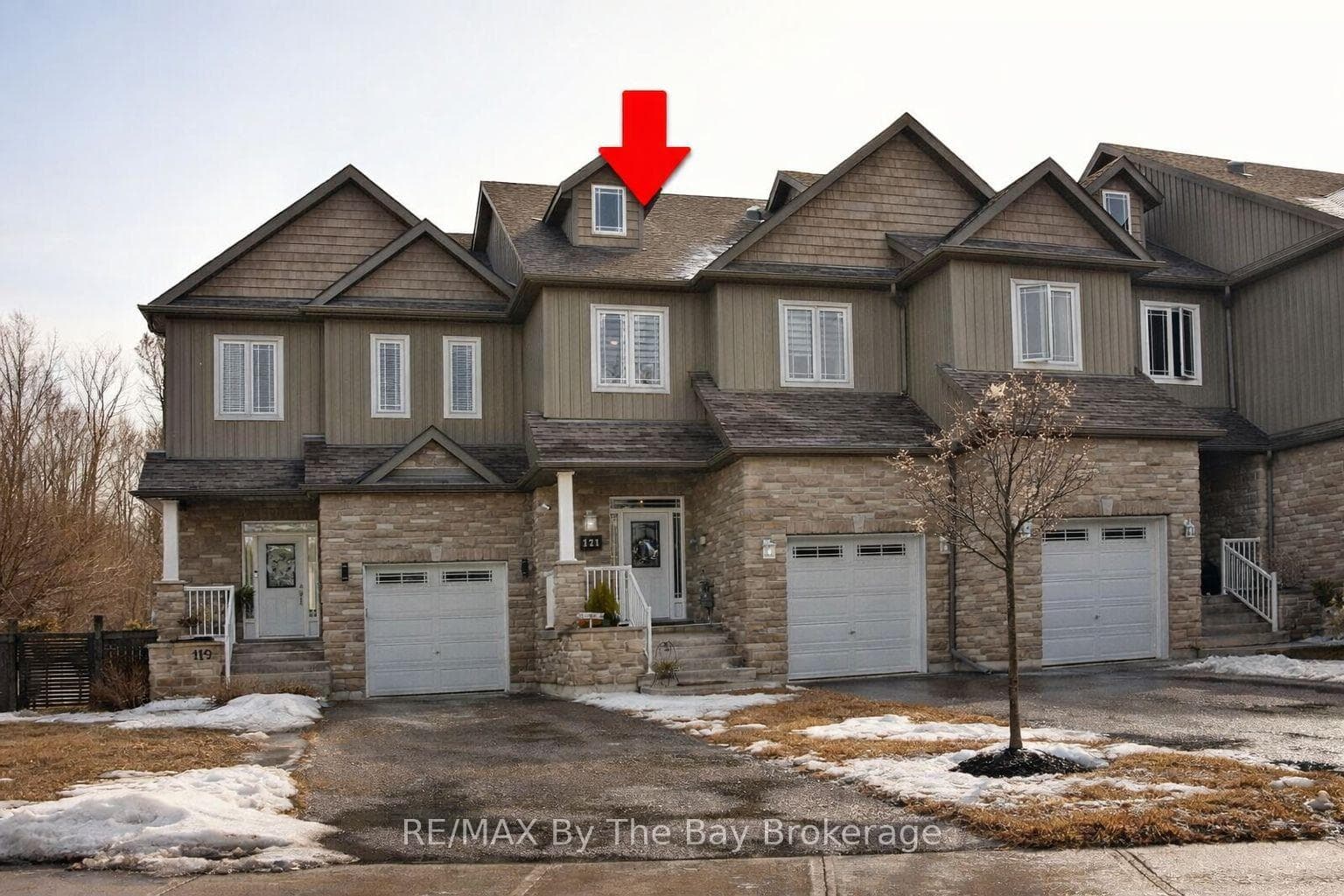 Welcome to 121 45th St N