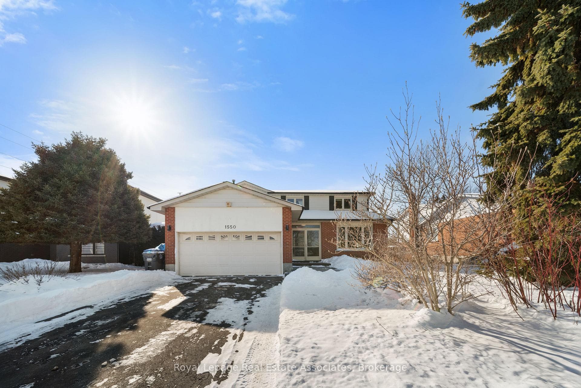 1550 Woodeden Drive, Mississauga, ON L5H 2V3 - Photo 1