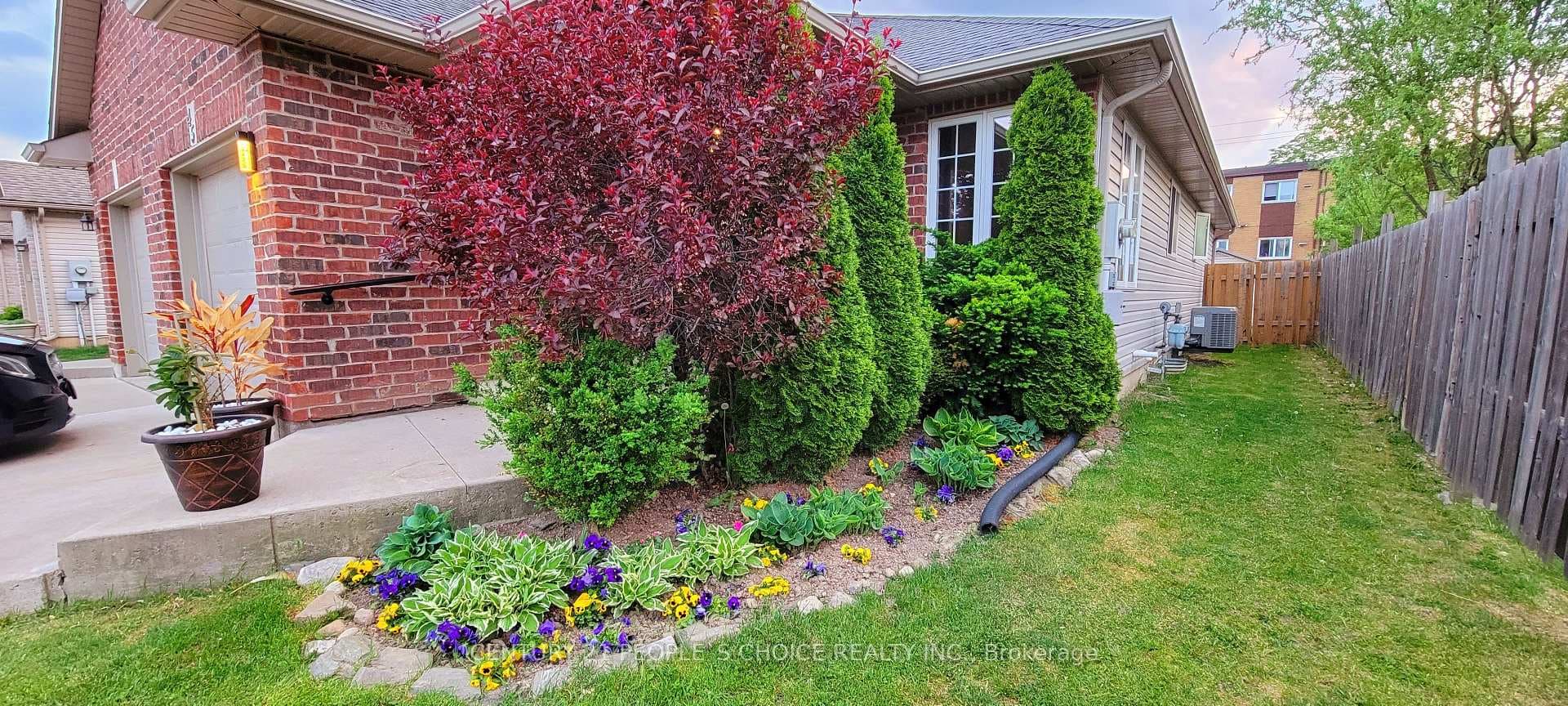45 NATHALIE Court, Welland, ON L3B 6H7 - Photo 1