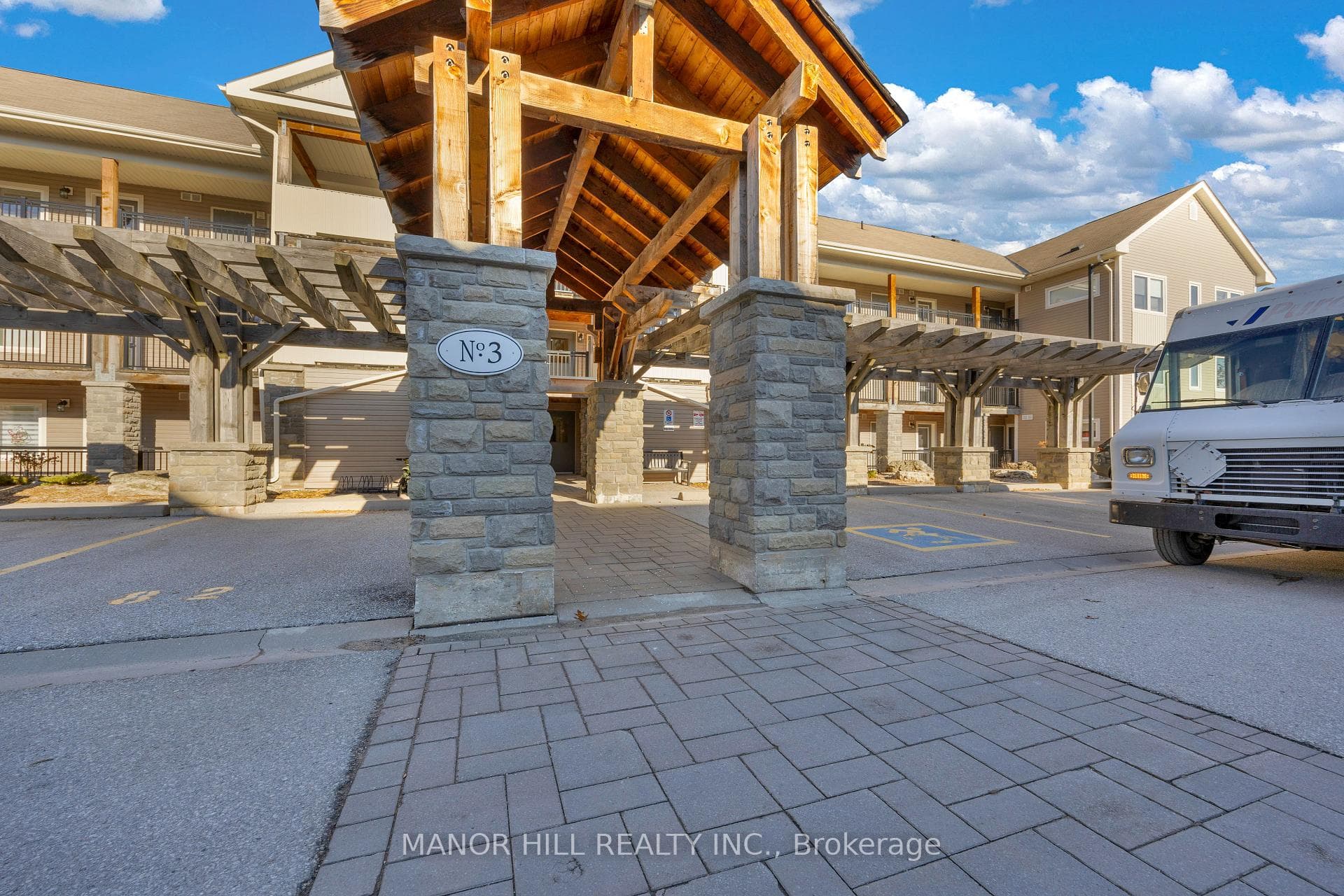 3 Brandy Lane Drive Unit 205, Collingwood, ON L9Y 0X4 - Photo 1