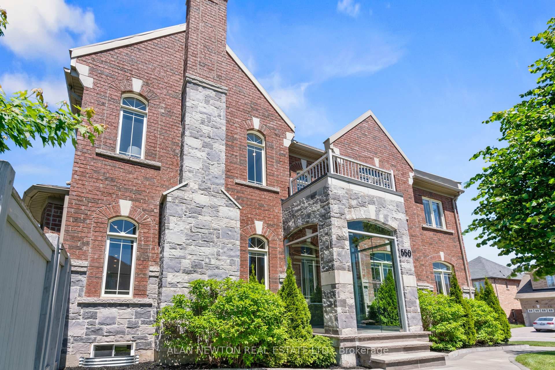 550 Clifford Perry Place, Newmarket, ON L3X 0J1 - Photo 1