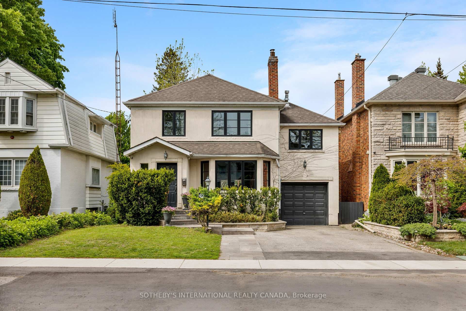 90 Kingsway Crescent, Etobicoke (Islington / Rexdale), ON M8X 2R9 - Photo 1