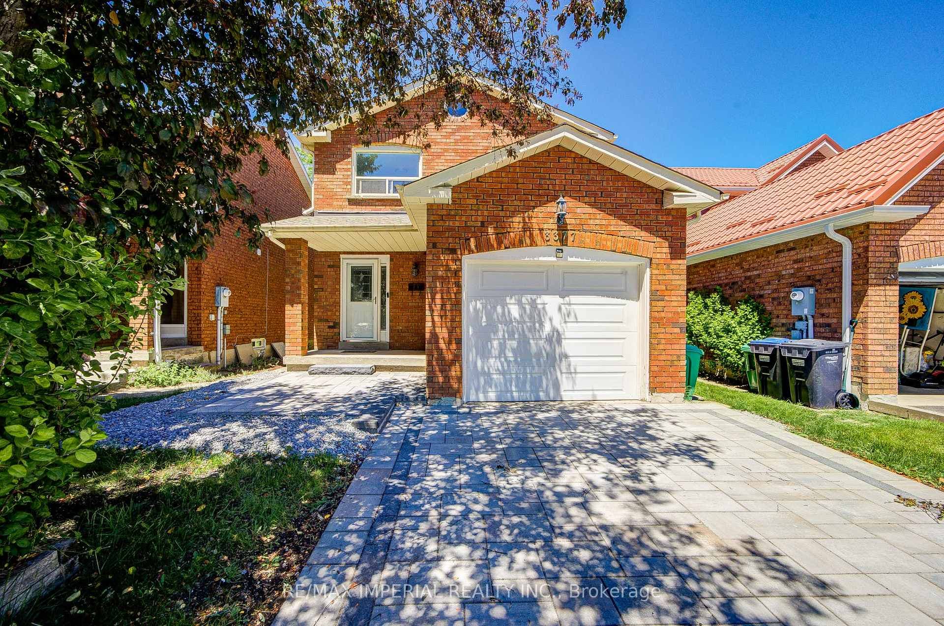 3377 Hargrove Road, Mississauga, ON L5L 4E6 - Photo 1