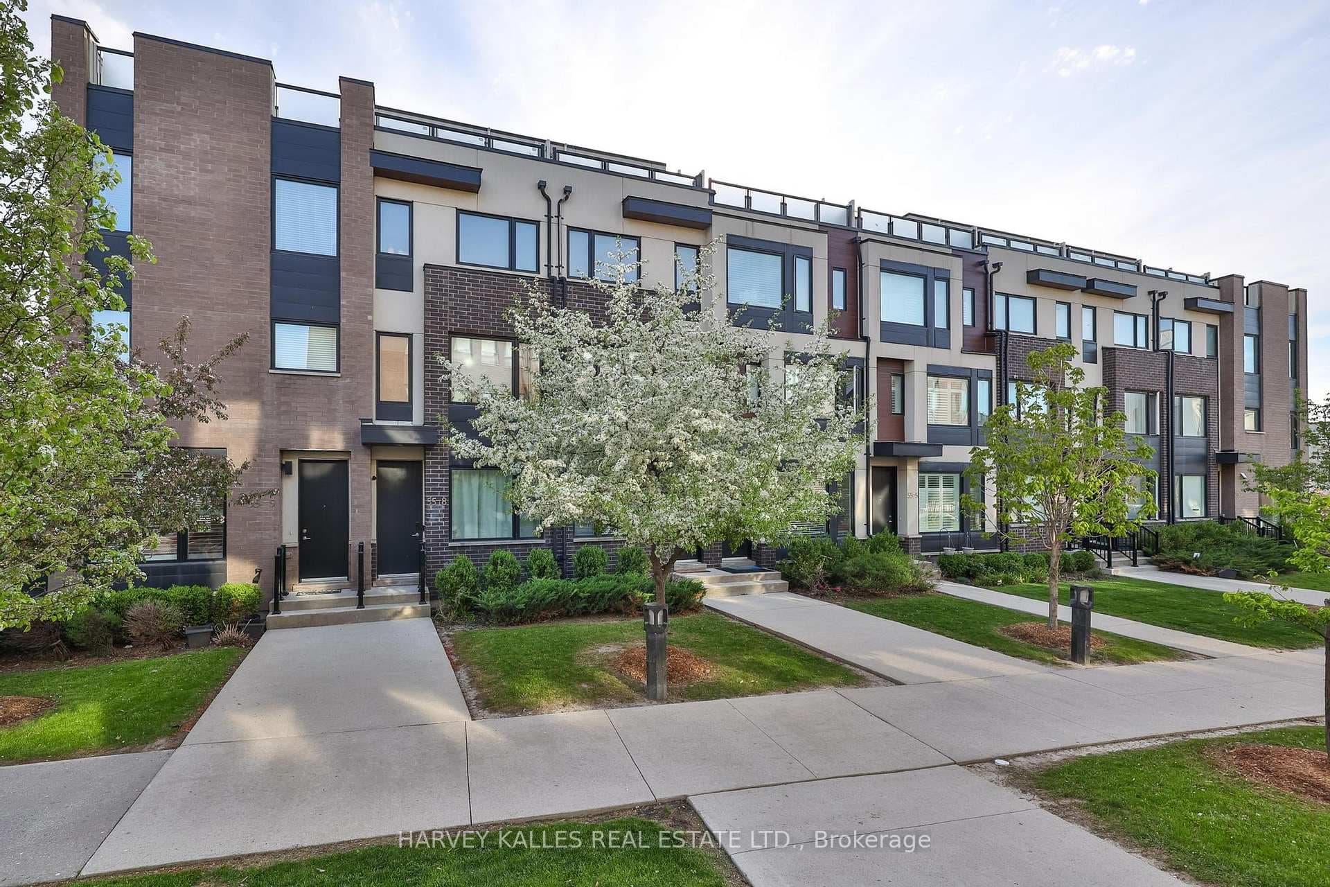 55 Thomas Mulholland Drive Unit 9, Downsview / Black Creek, ON M3K 0A5 - Photo 1