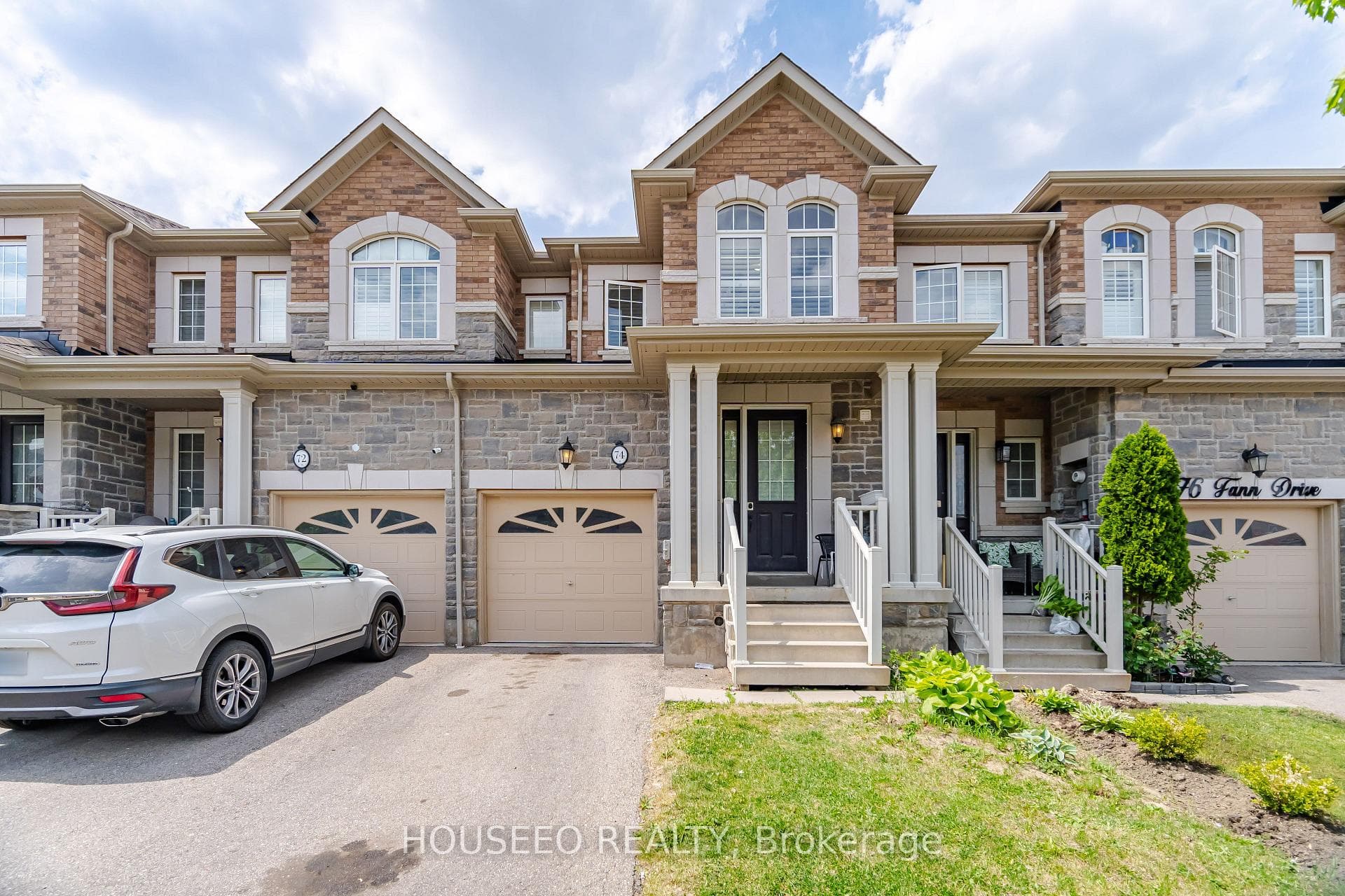 74 Fann Drive, Brampton, ON L7A 4L5 - Photo 1