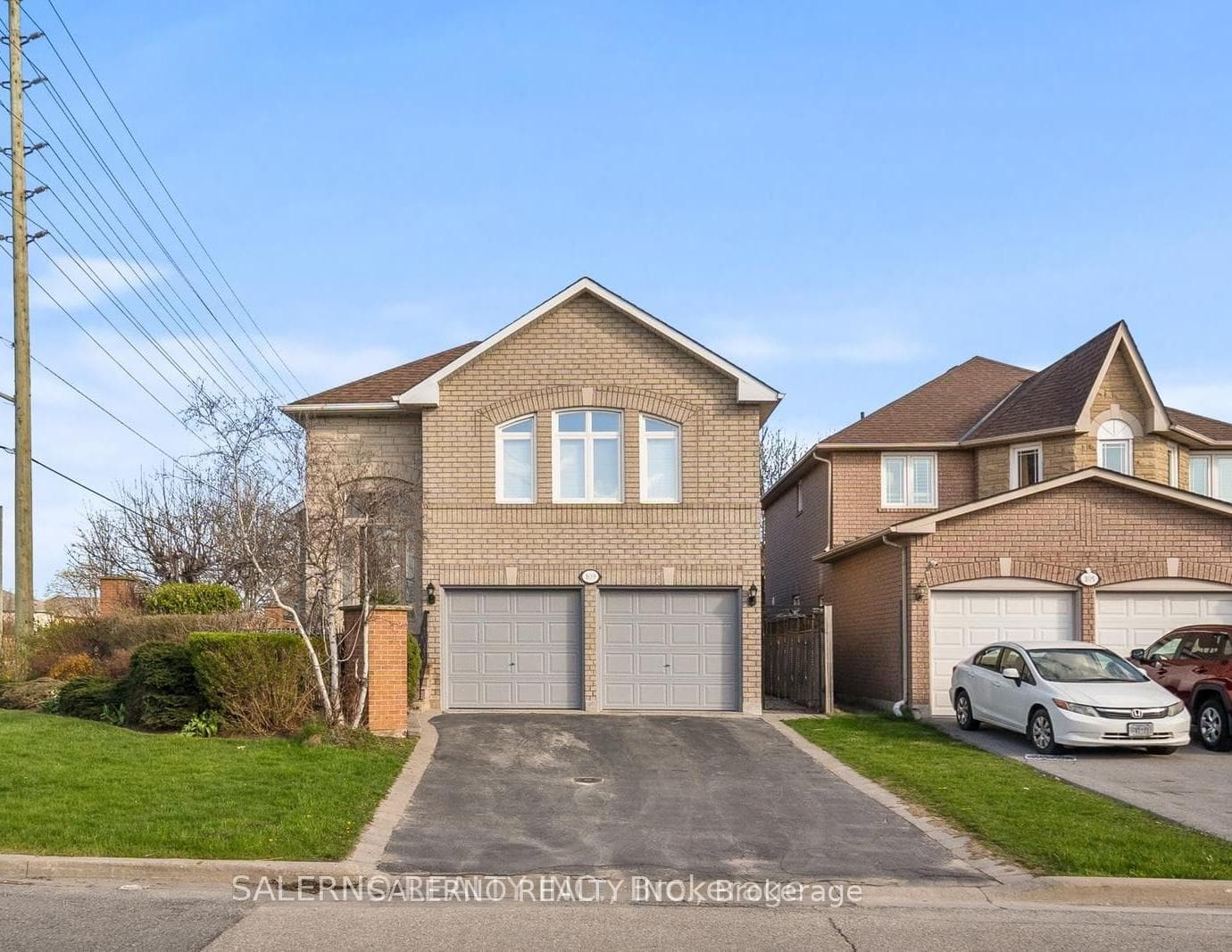 109 Humberwood Gate, Vaughan