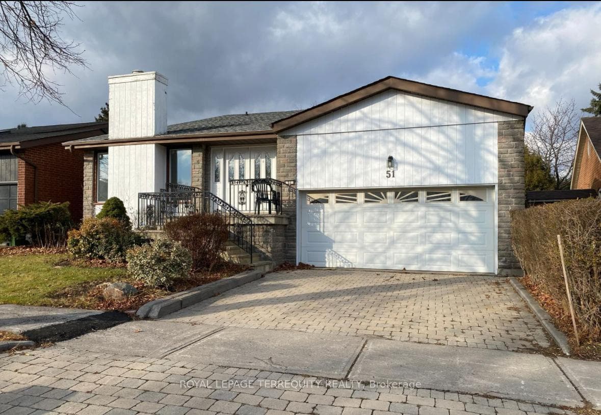 51 Chiefswood Square Unit Upper, Scarborough Village / Eglinton East, ON M1W 3A9 - Photo 1