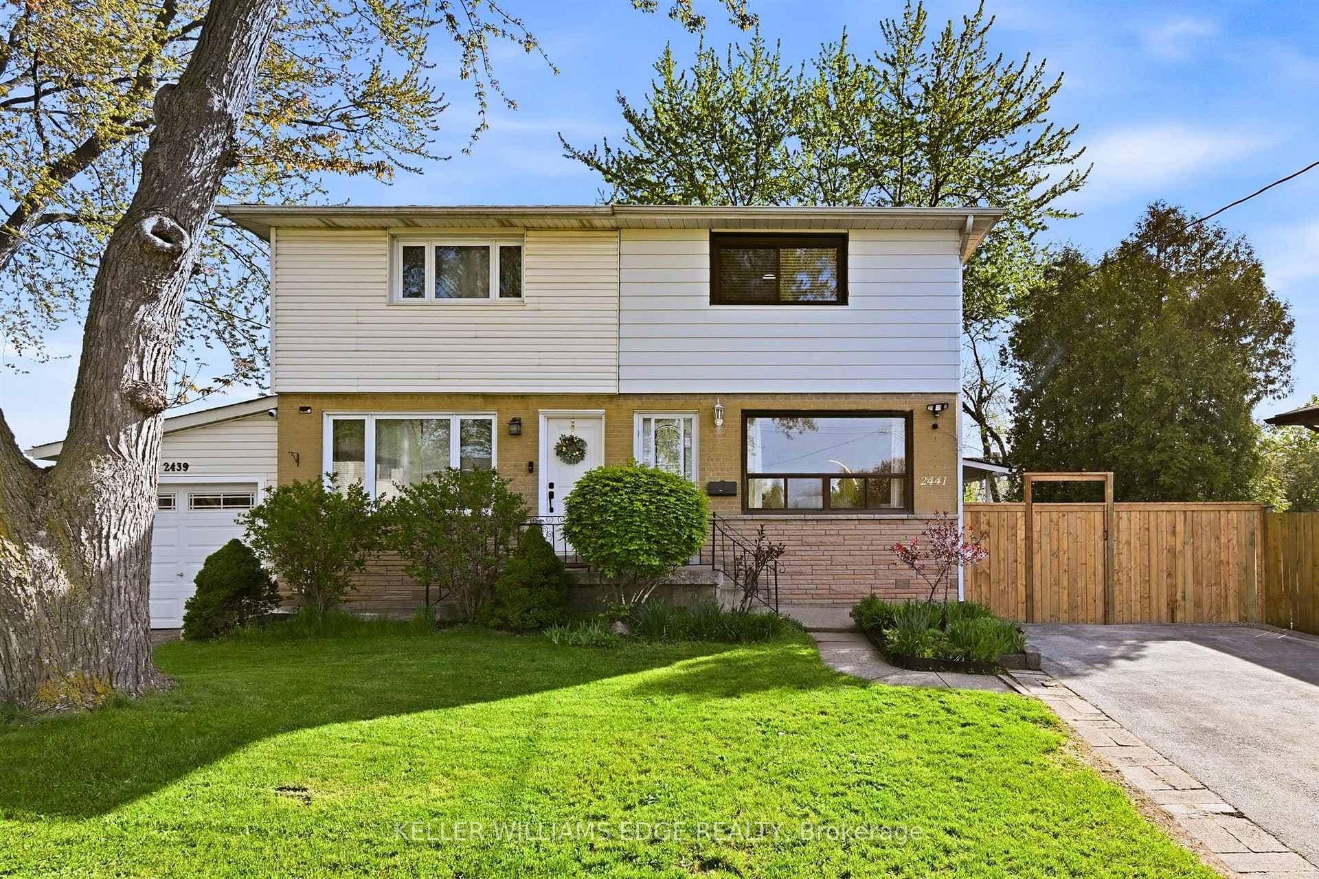 2441 Barclay Road, Burlington