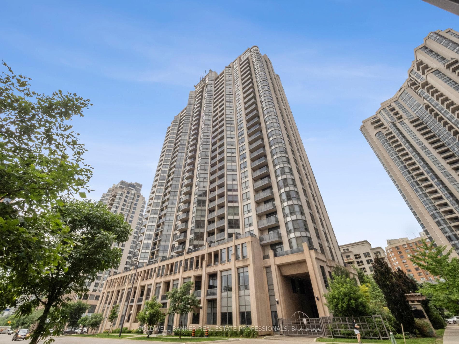 10 Northtown Way Unit 1601, Willowdale / Newtonbrook, ON M3R 5S9 - Photo 1