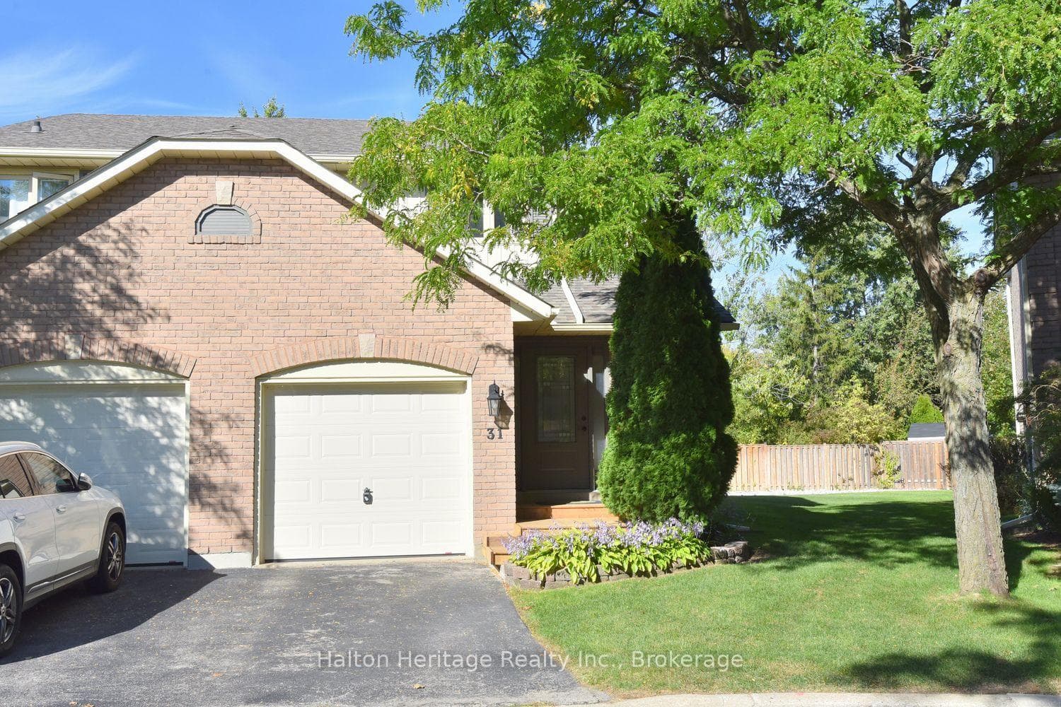 2470 Headon Forest Drive Unit 31, Burlington, ON L7M 3X3 - Photo 1