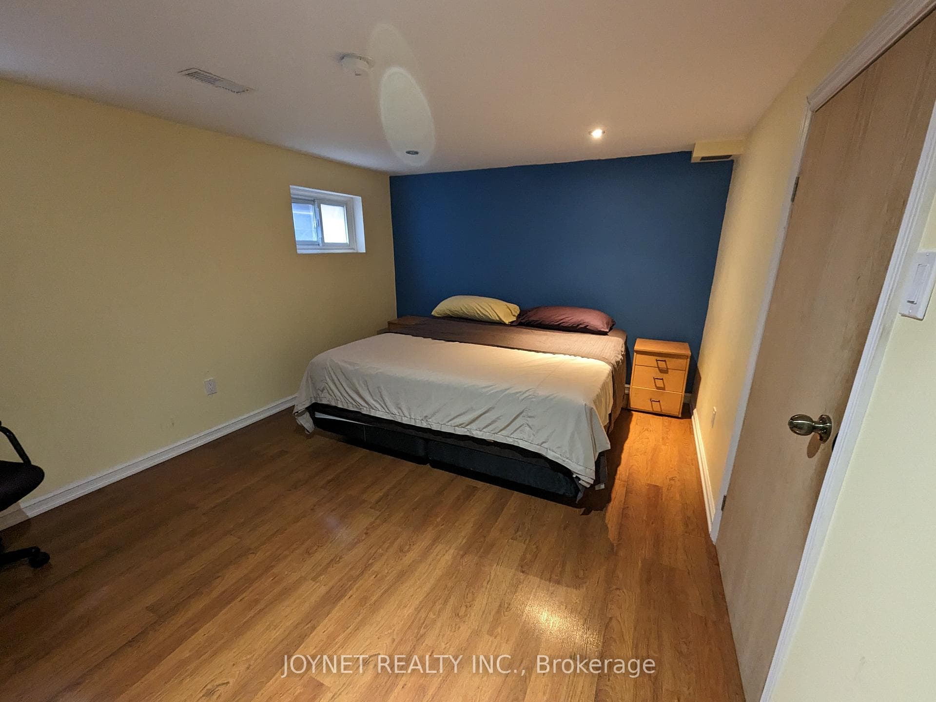 17 Firebrace Road, Scarborough Village / Eglinton East, ON M1W 2Z3 - Photo 1